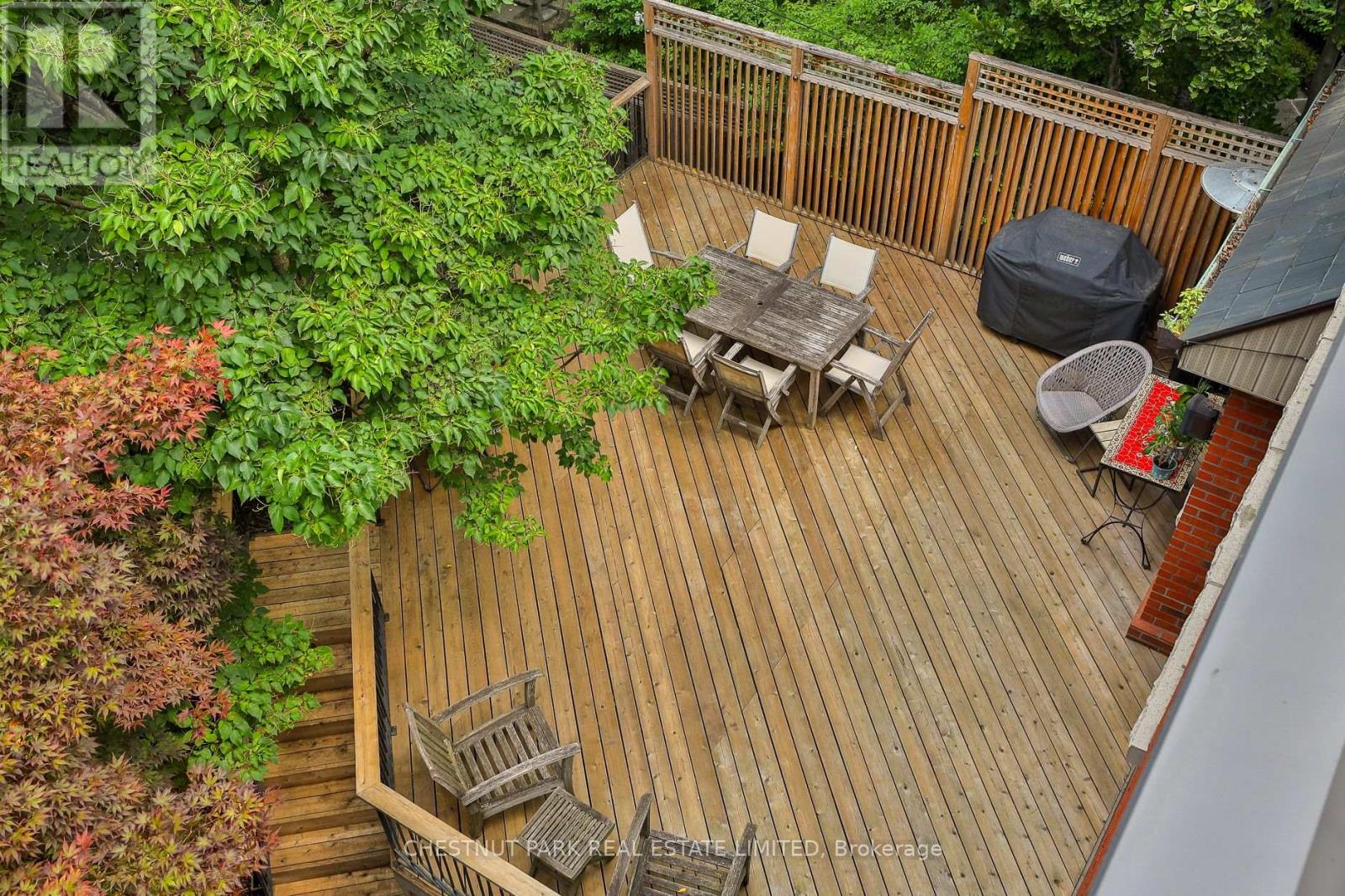 46 LOWTHER AVENUE - 22