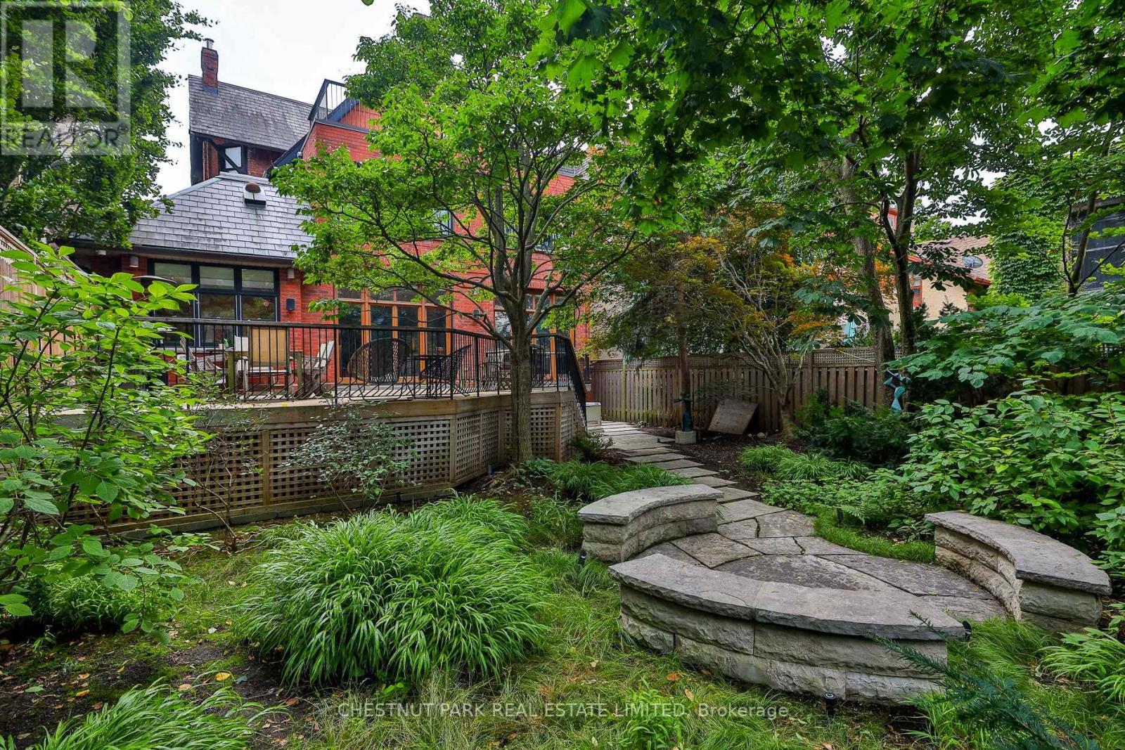 46 LOWTHER AVENUE - 37