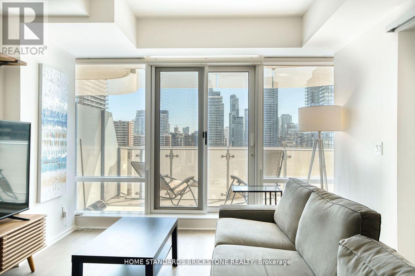 #1306 1 BLOOR STREET E - 11