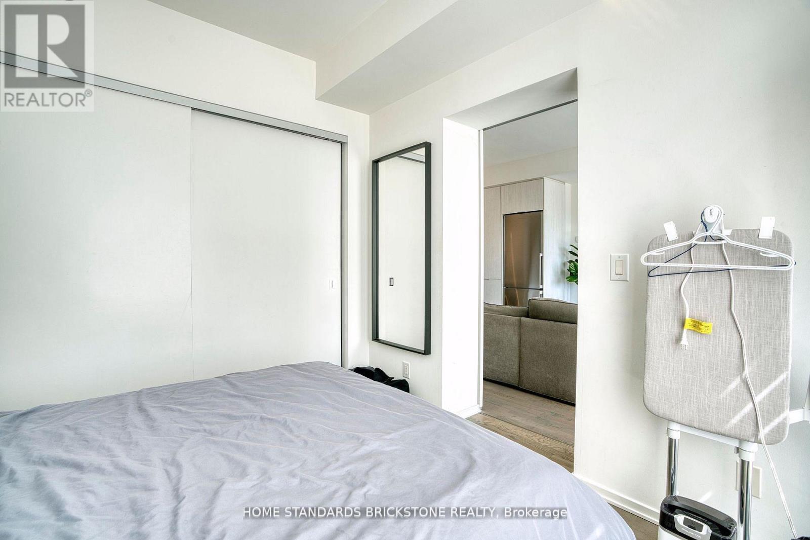 #1306 1 BLOOR STREET E - 15