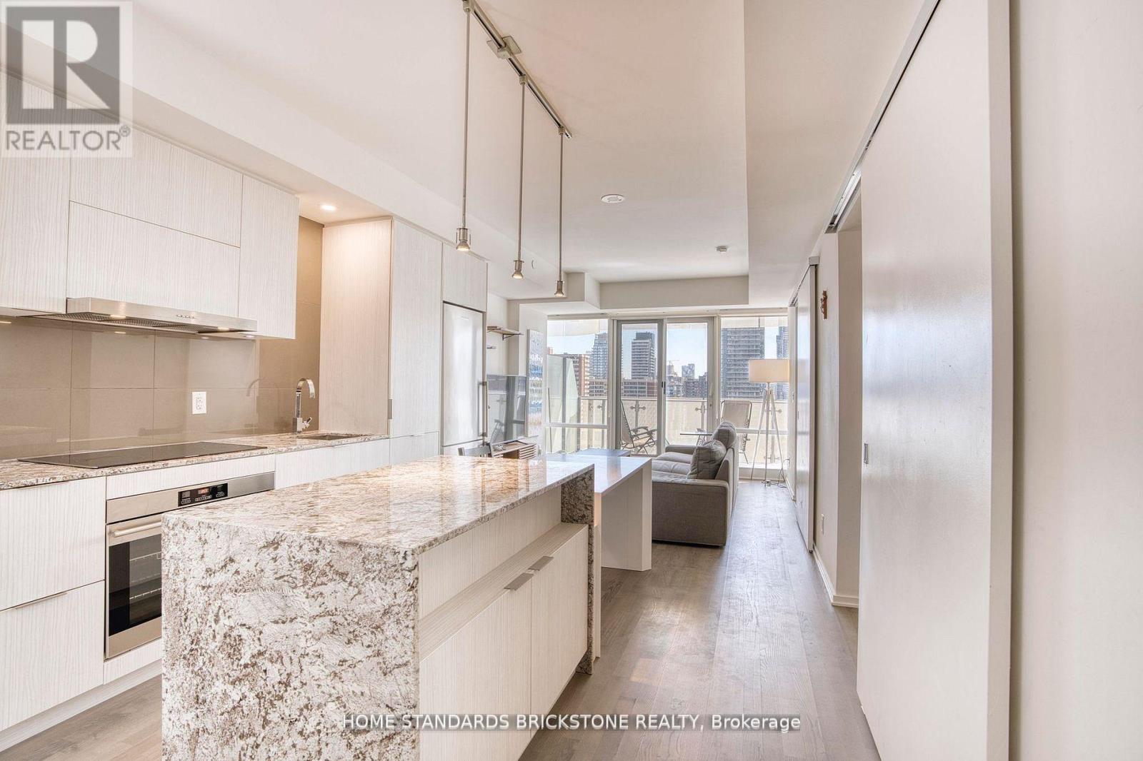 #1306 1 BLOOR STREET E - 18
