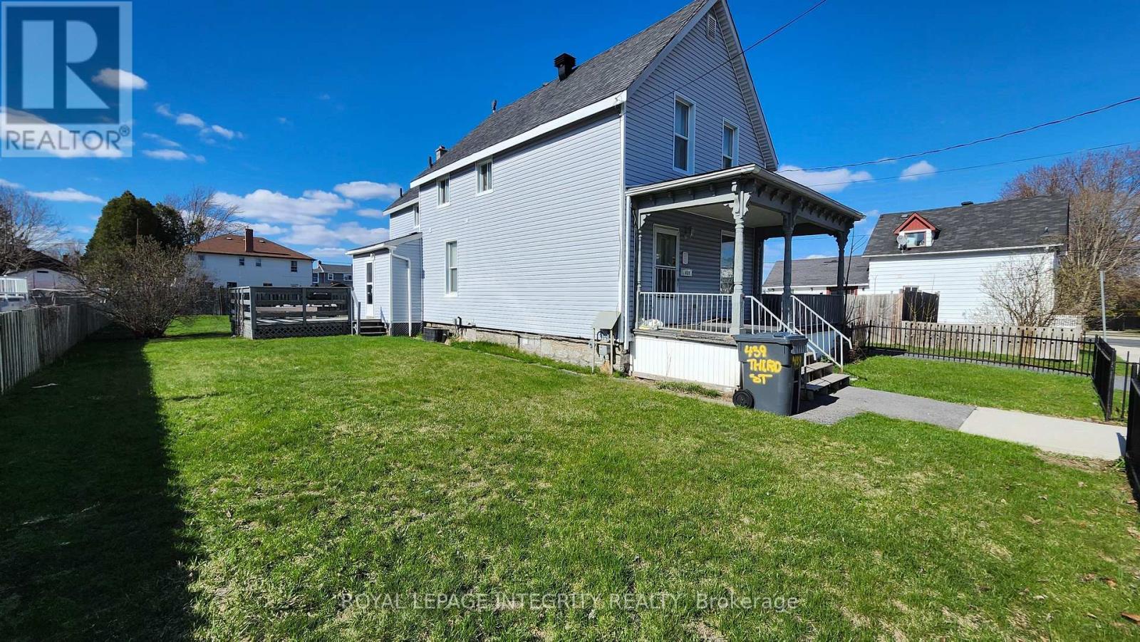 439 3RD STREET E - 6