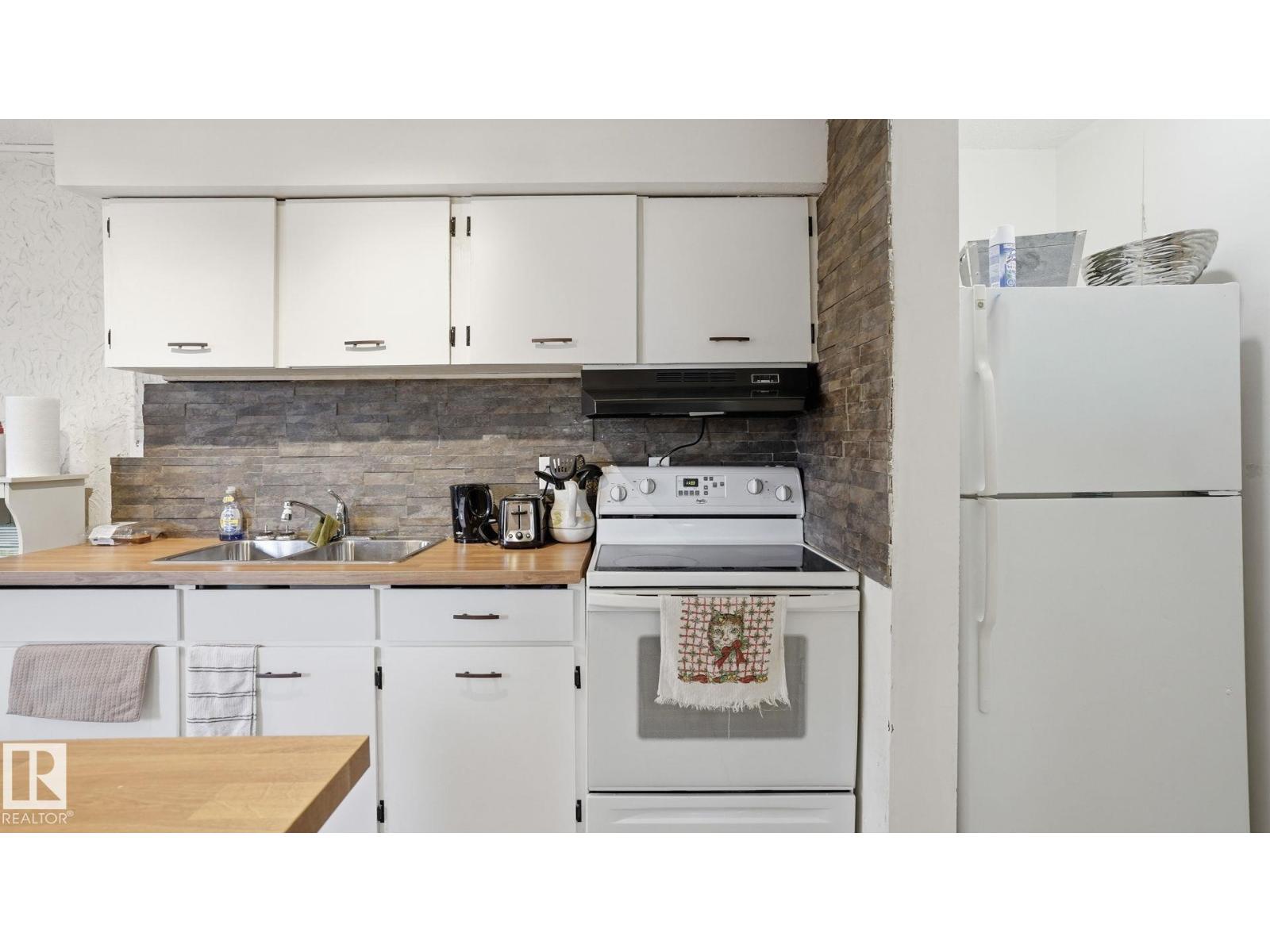 #12 14120 80 ST NW, Edmonton