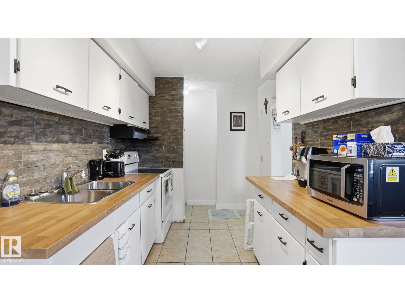 #12 14120 80 ST NW, Edmonton