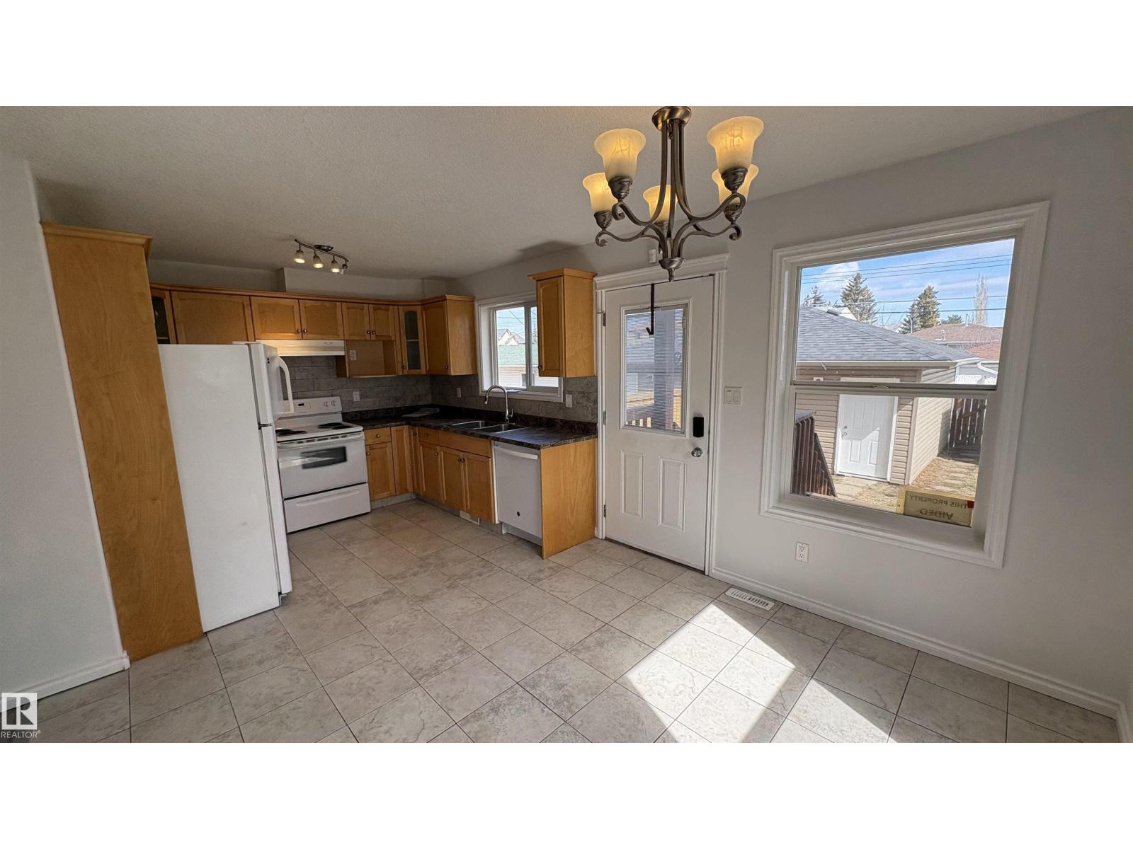 10231 163 ST NW, Edmonton