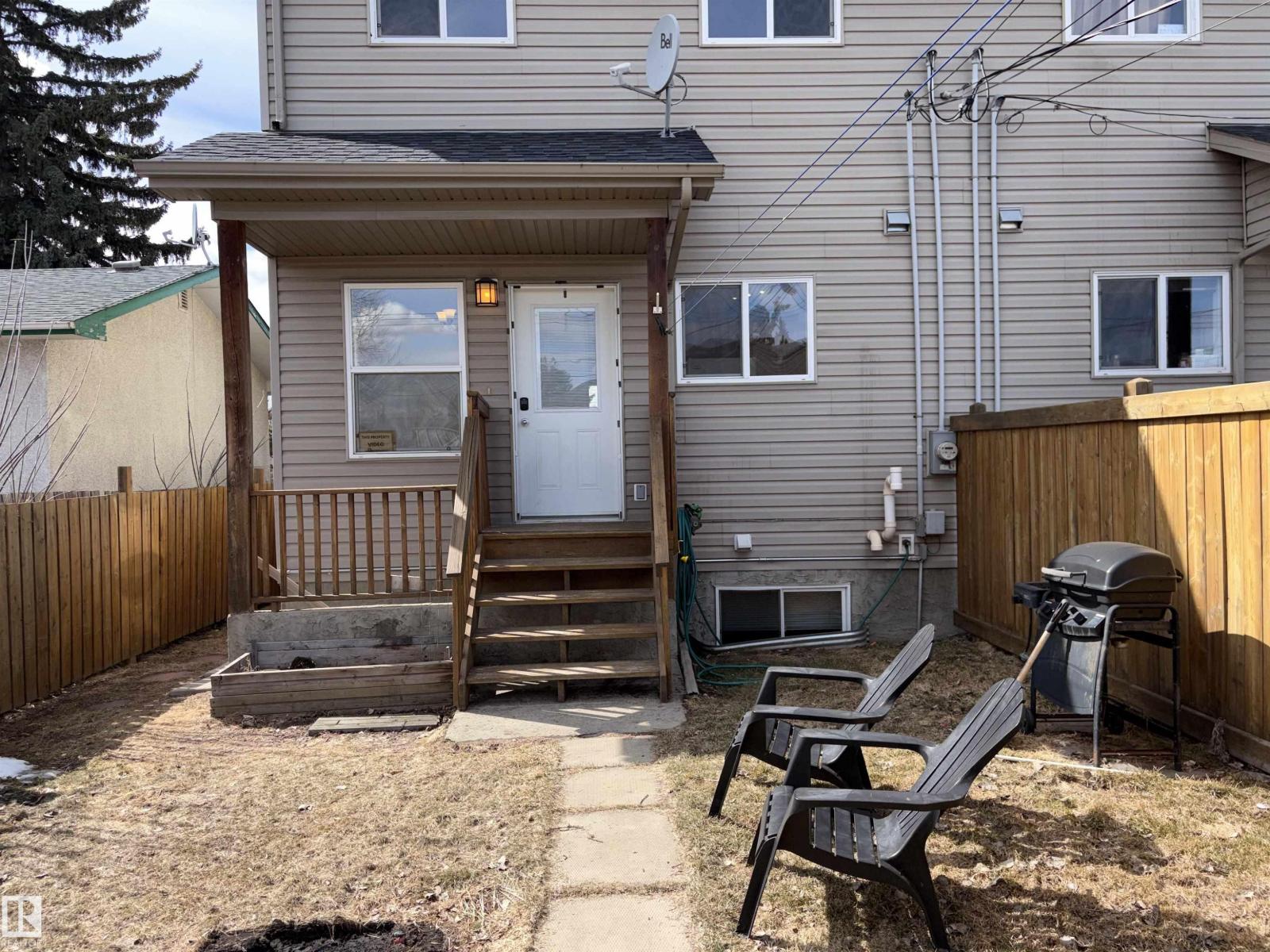 10231 163 ST NW - 4