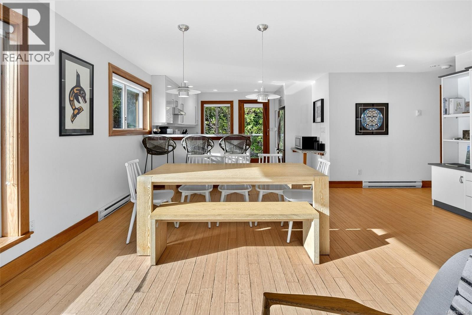 2594 Seaside Dr - 24