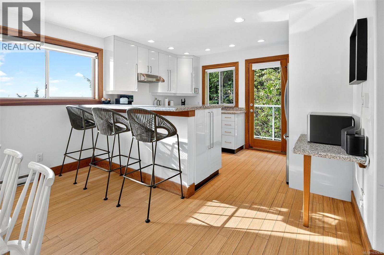 2594 Seaside Dr - 36