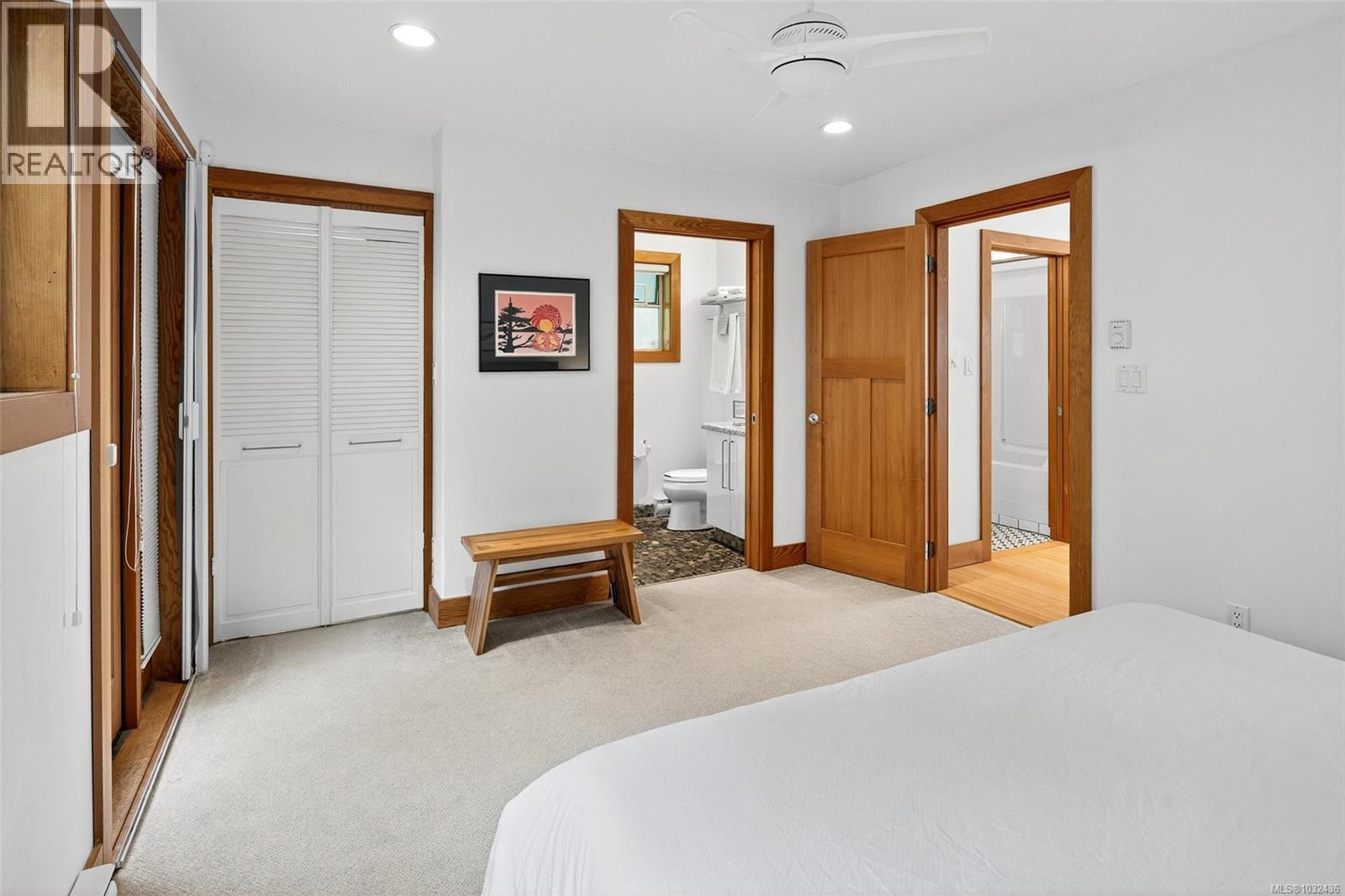 2594 Seaside Dr - 43