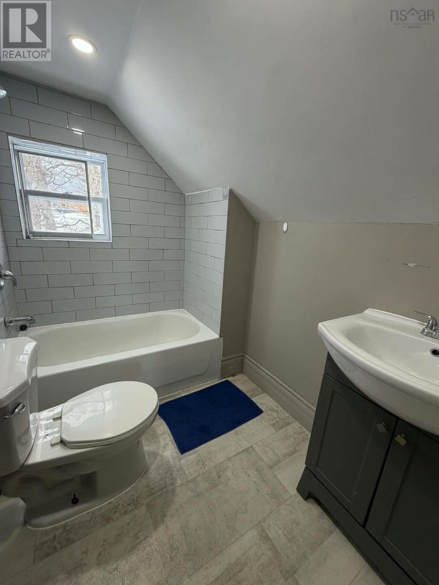 Property 33 of 33 of 10 Barren Road