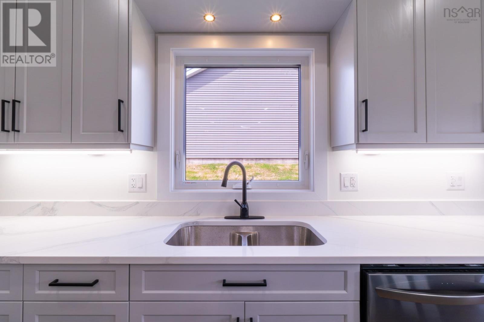 Property 12 of 42 of 18 Mallard Avenue