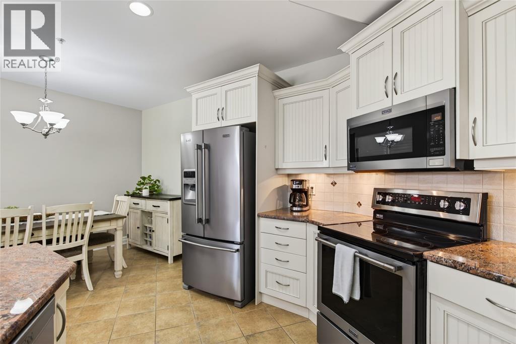 1550 VENETIAN BOULEVARD Unit# 310, Point Edward, Ontario, N7T0A4 — Photo 14