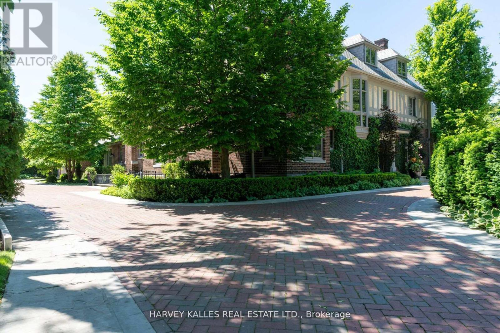 175 TEDDINGTON PARK AVENUE - 31