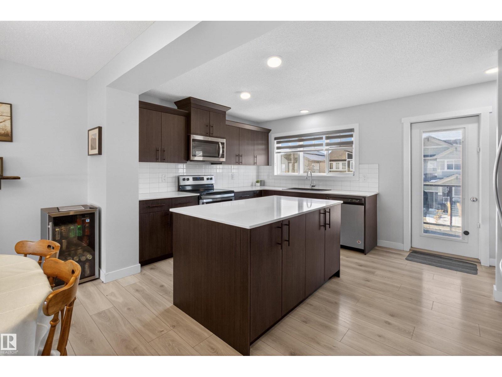 19722 26A AV NW, Edmonton