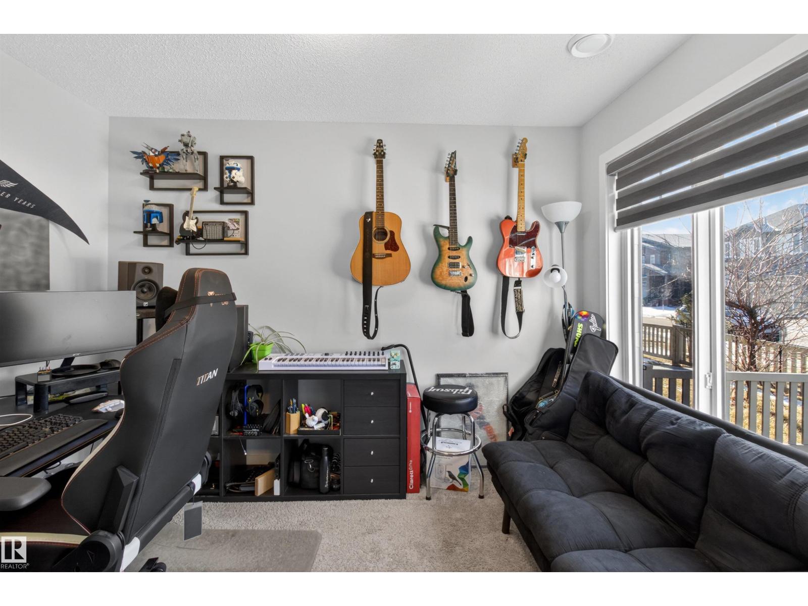 19722 26A AV NW, Edmonton