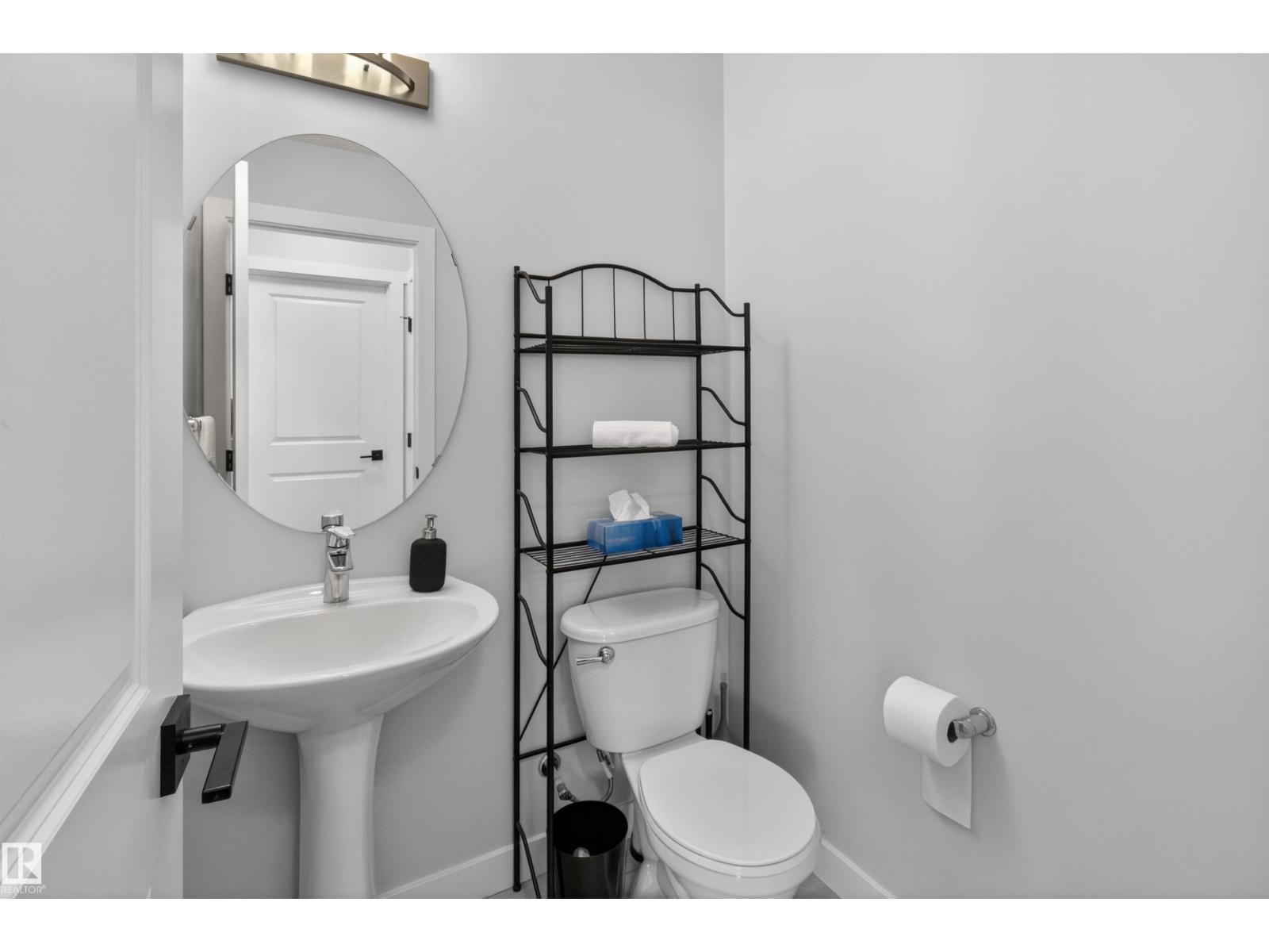 19722 26A AV NW, Edmonton