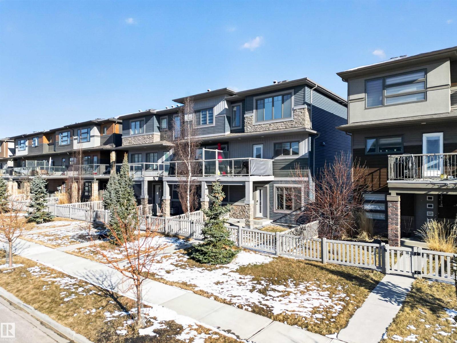 19722 26A AV NW, Edmonton