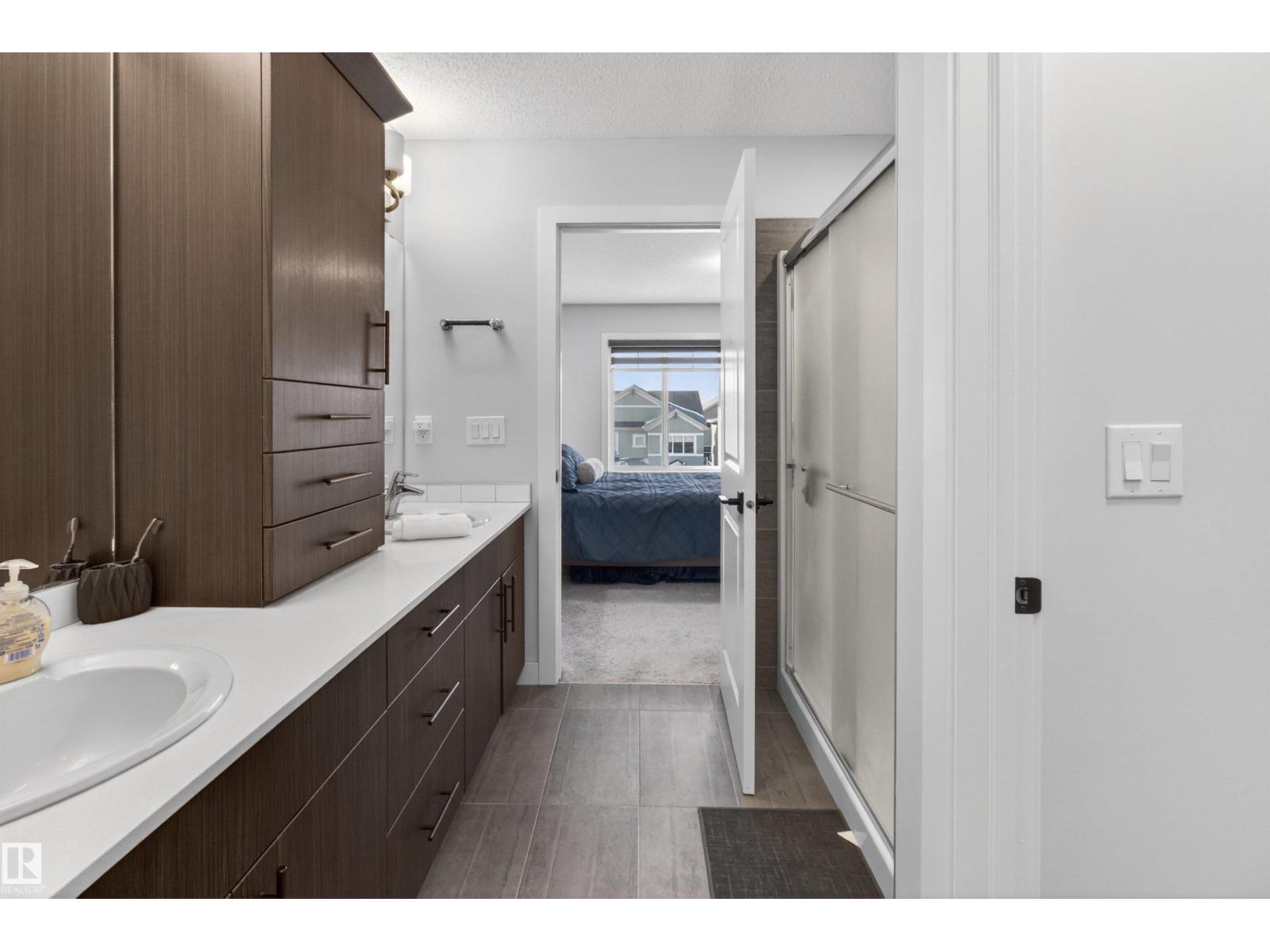 19722 26A AV NW, Edmonton