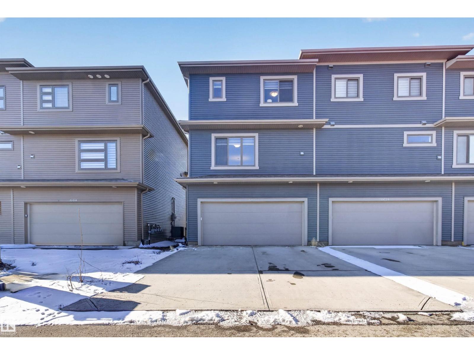 19722 26A AV NW, Edmonton