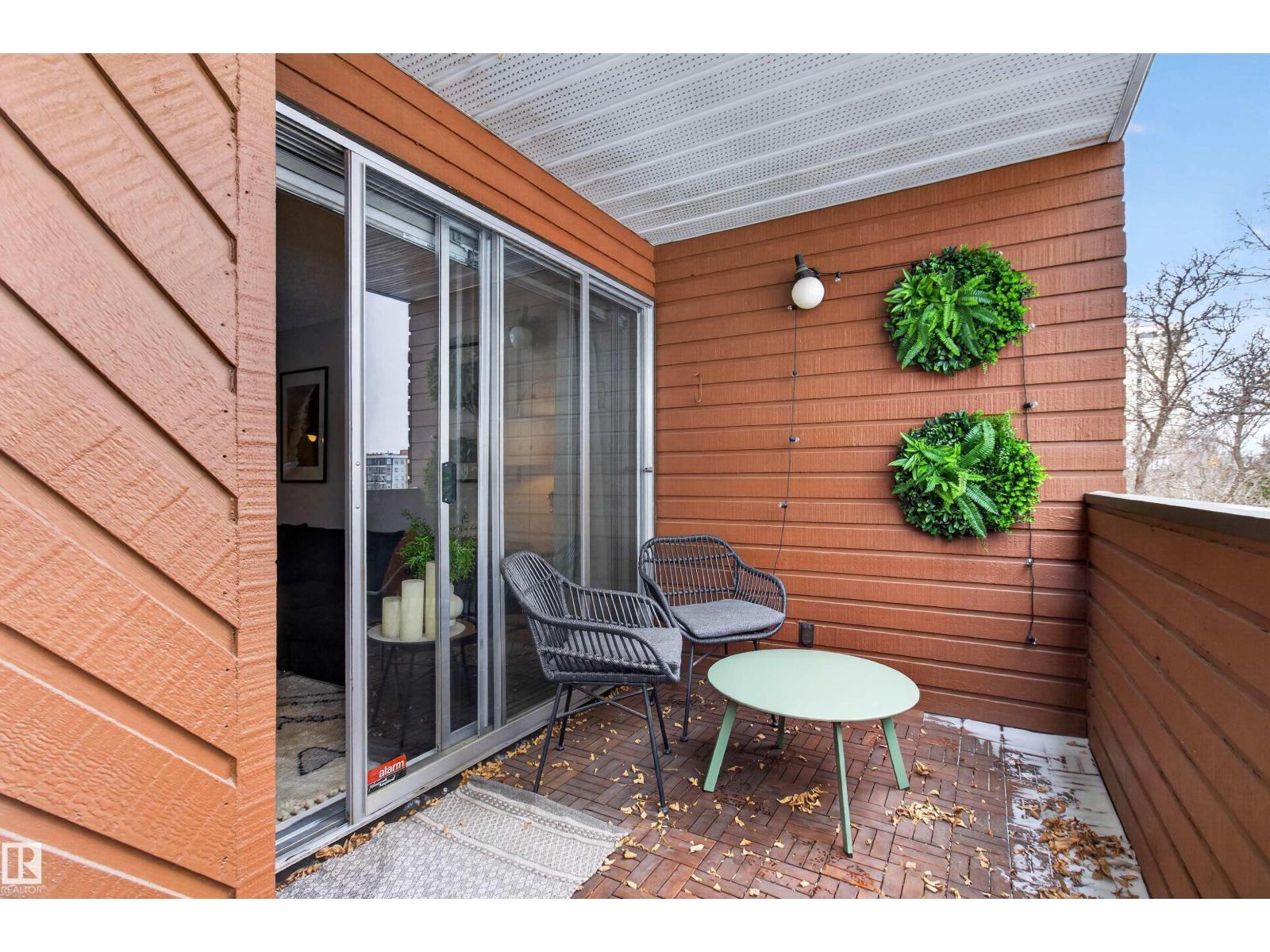 #305 10026 112 ST NW, Edmonton