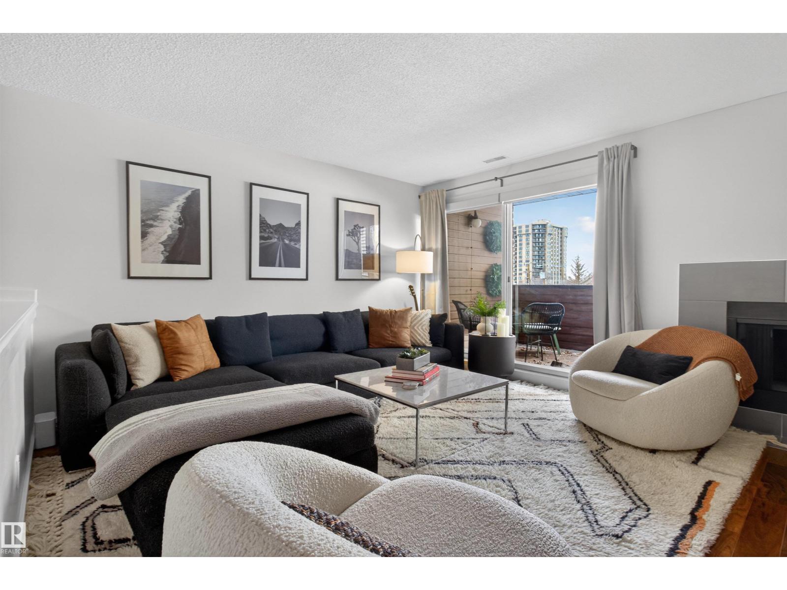 #305 10026 112 ST NW, Edmonton