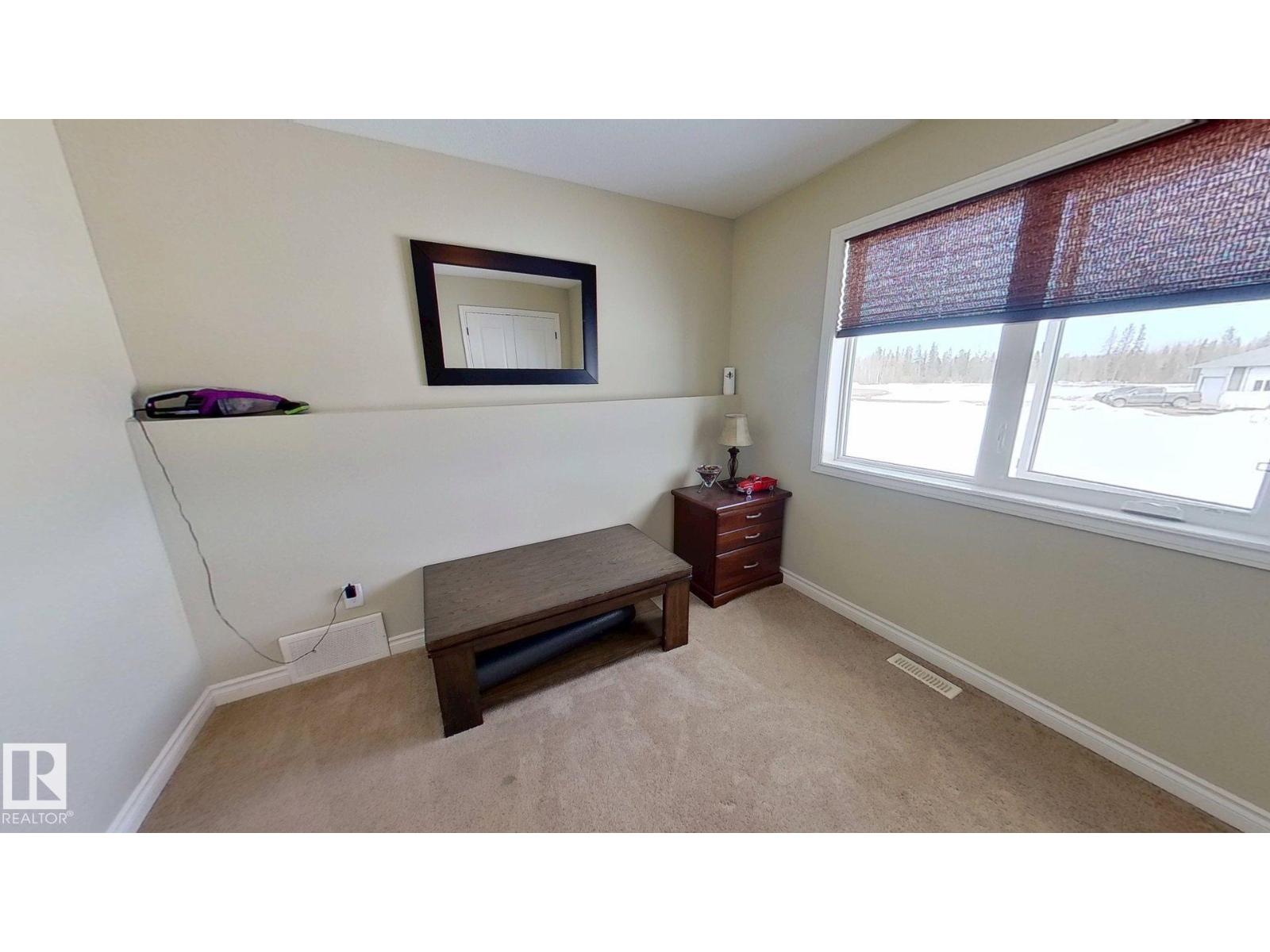 #41 42011 Twp 624 RD - 16