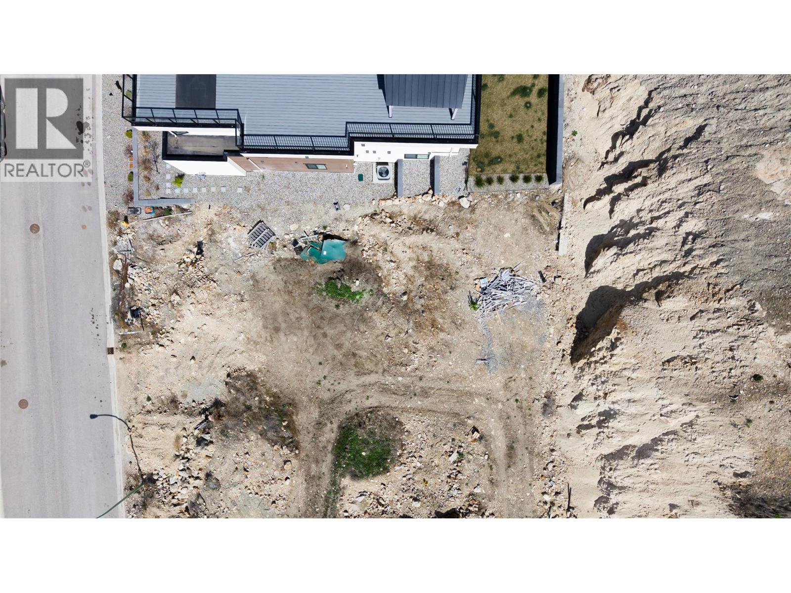 1173 Lone Pine Drive, Kelowna