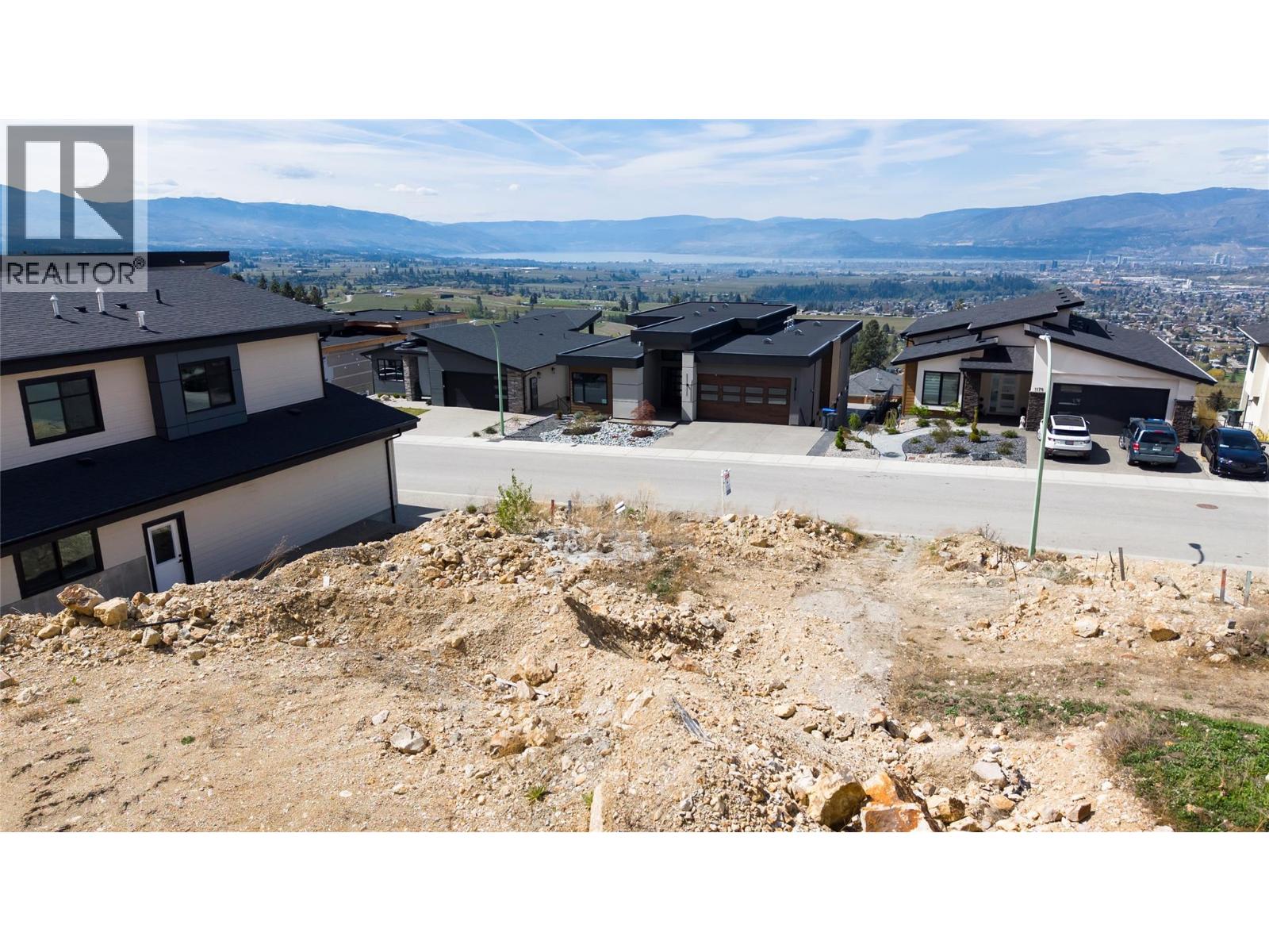 1173 Lone Pine Drive, Kelowna