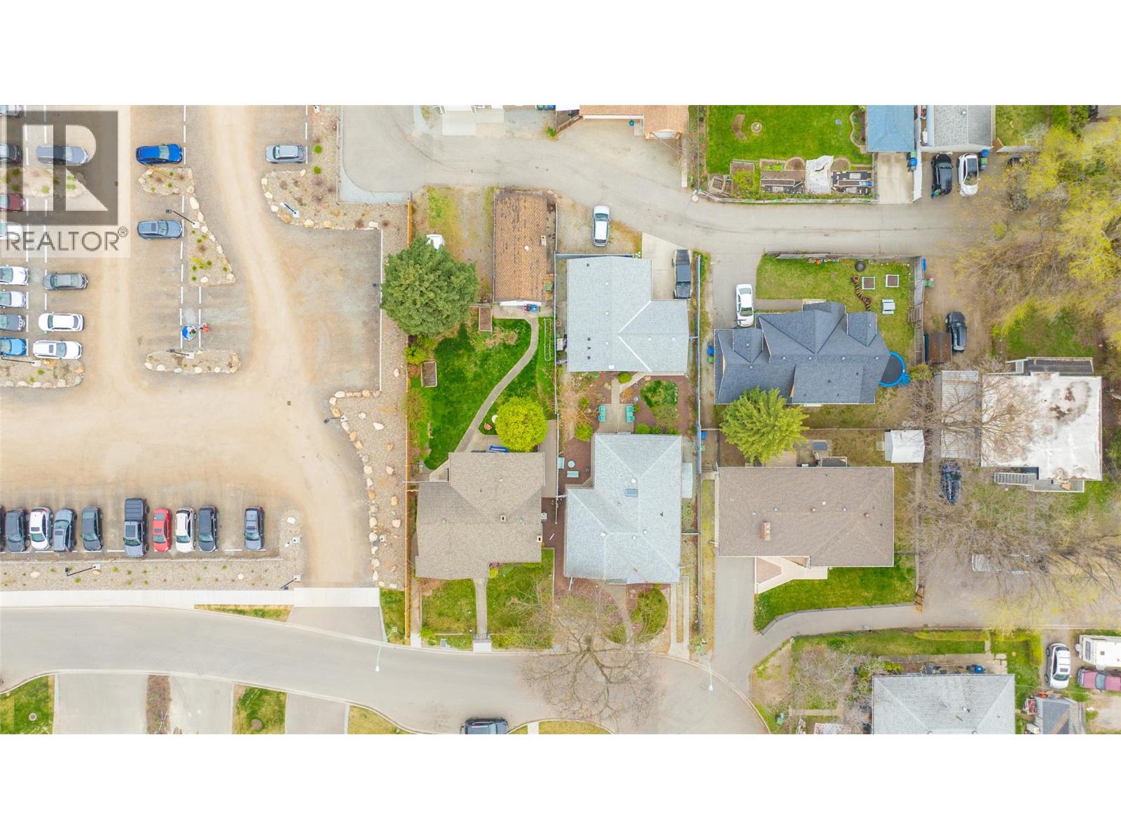  588/598 Royal Avenue, Kelowna