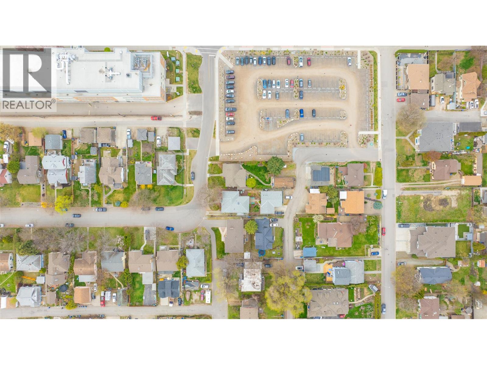  588/598 Royal Avenue, Kelowna