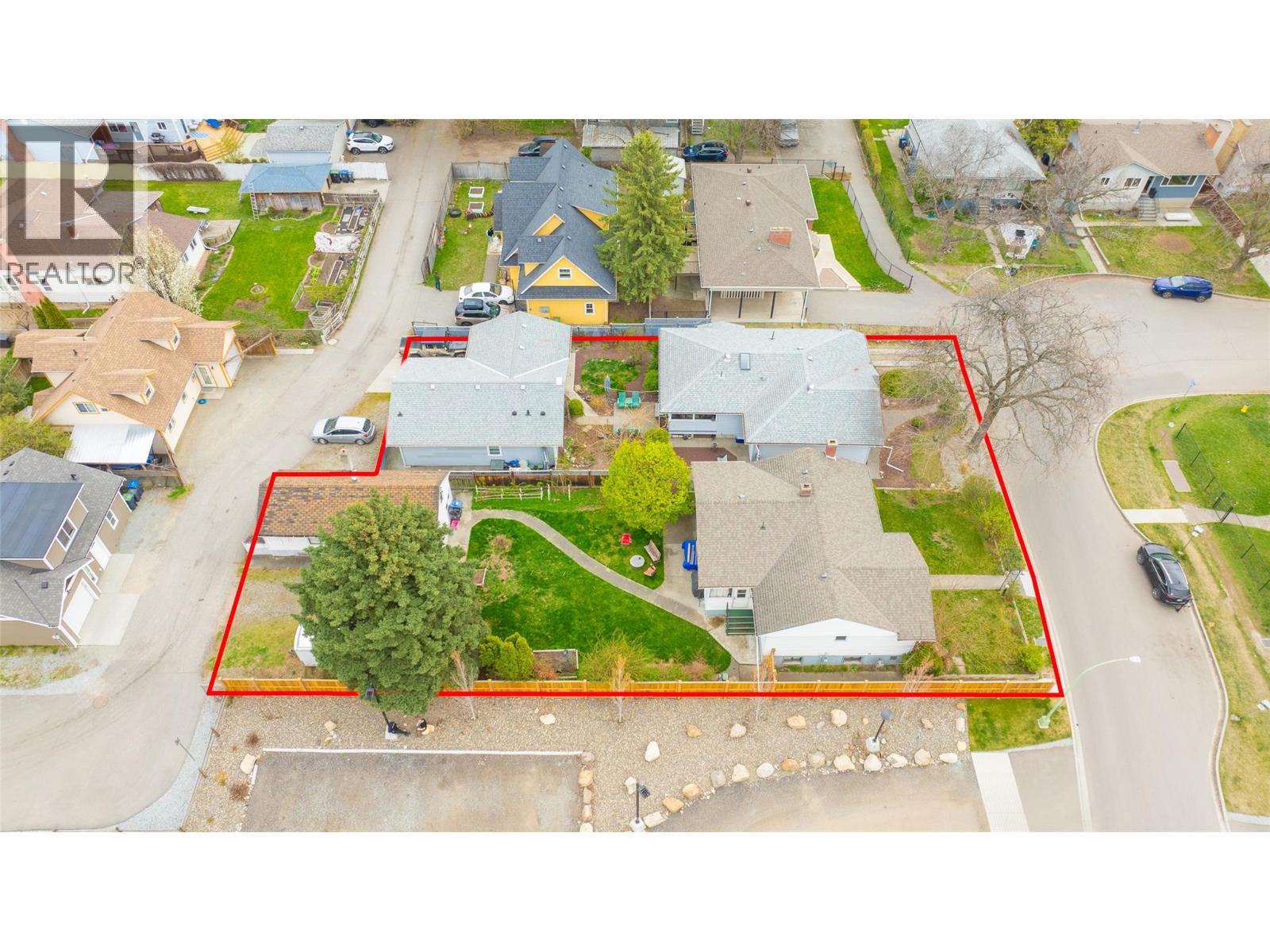  588/598 Royal Avenue, Kelowna