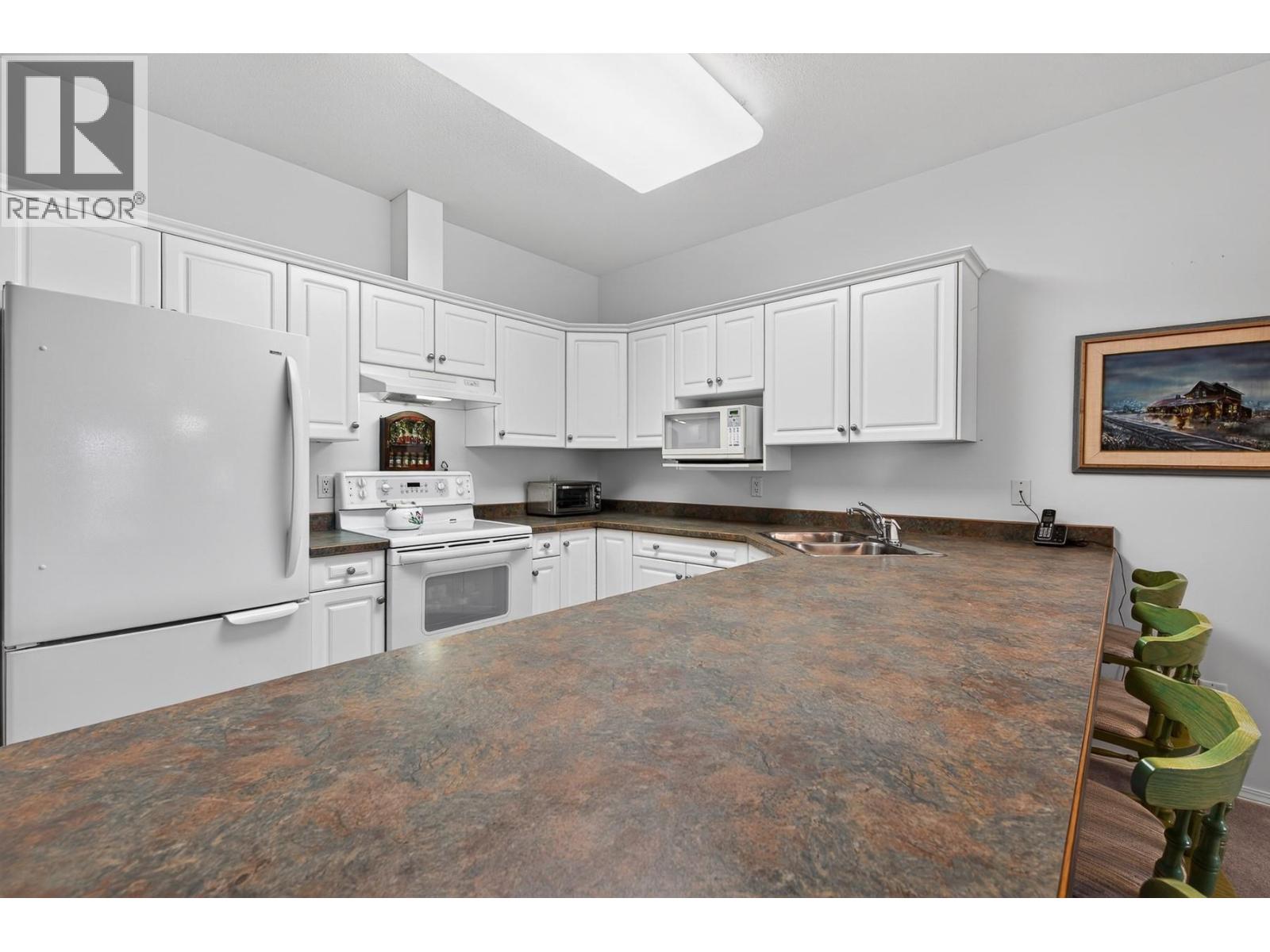 #105 2300 Benvoulin Road - 16