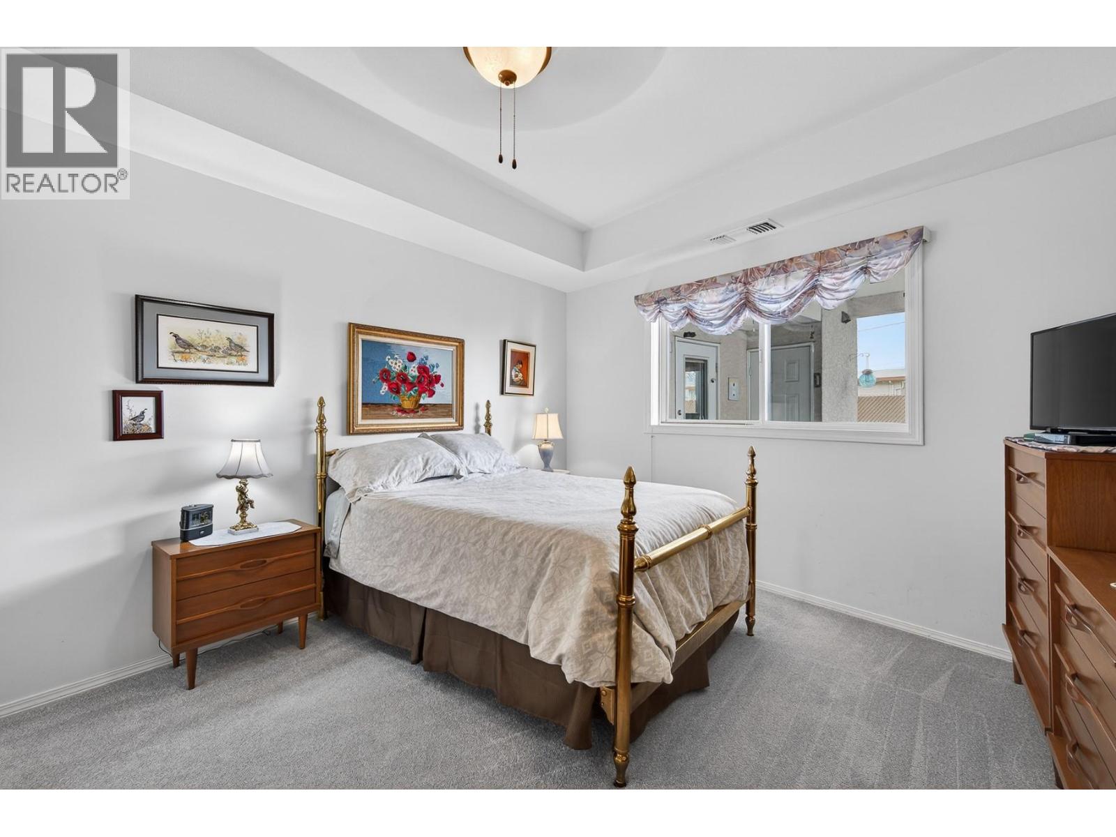 #105 2300 Benvoulin Road - 25