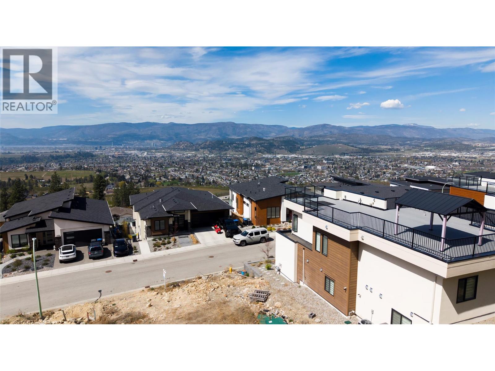 1181 Lone Pine Drive, Kelowna
