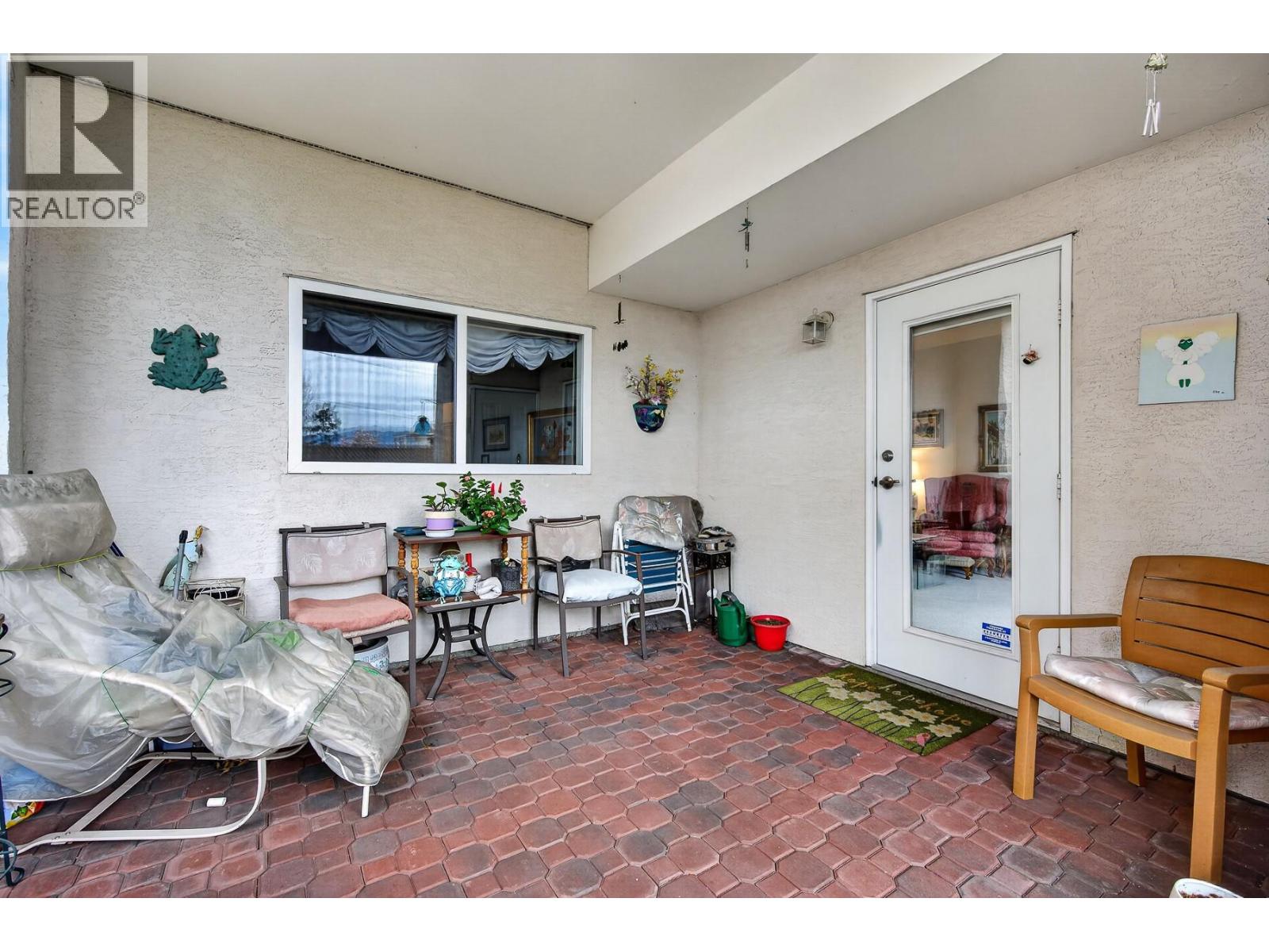 #105 2300 Benvoulin Road - 35