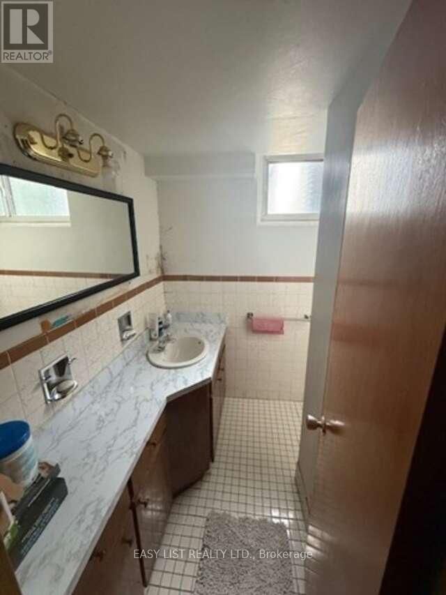 49 BLAYDON AVENUE - 18