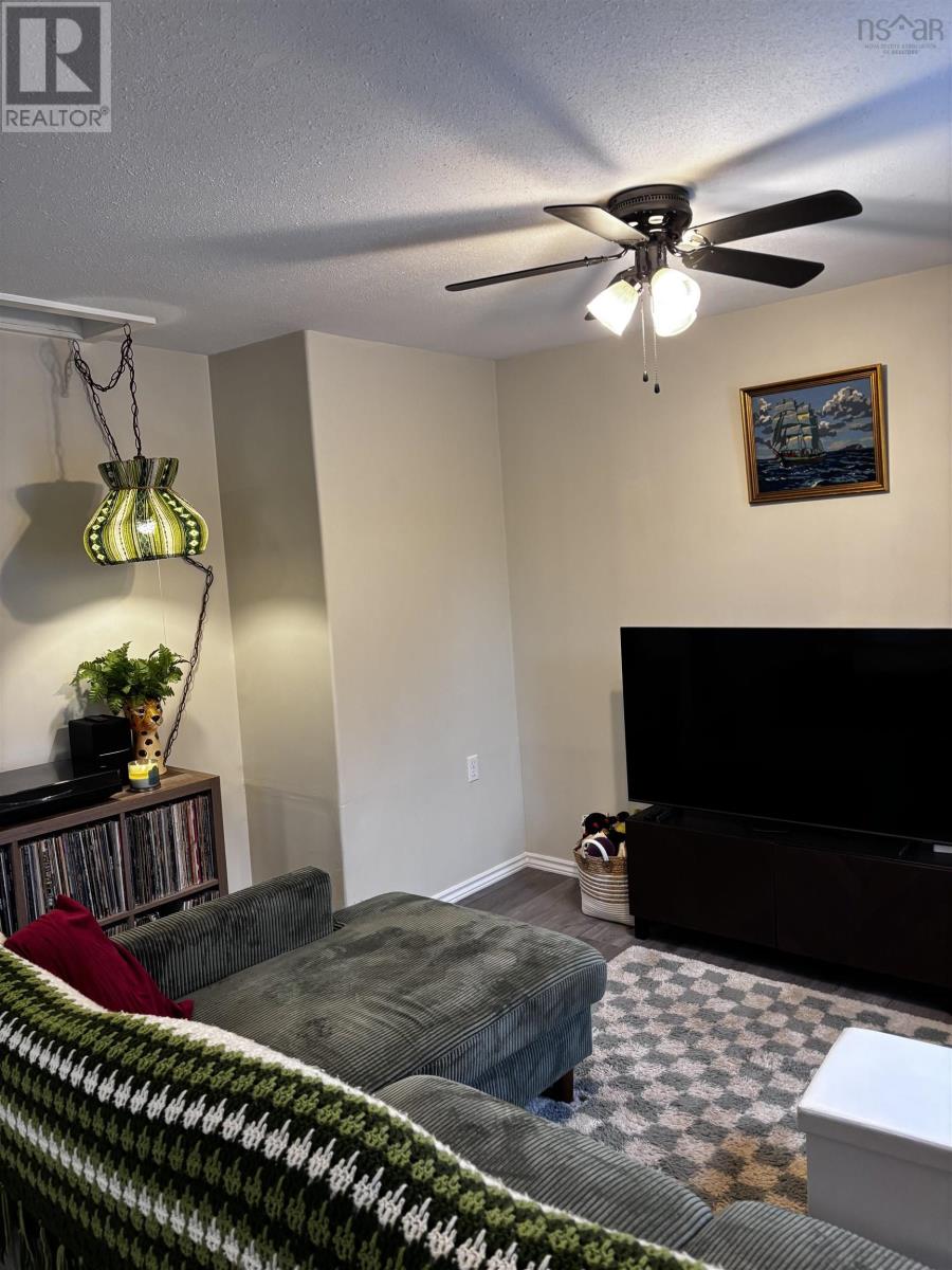 Property 5 of 27 of 115 Chestnut Street