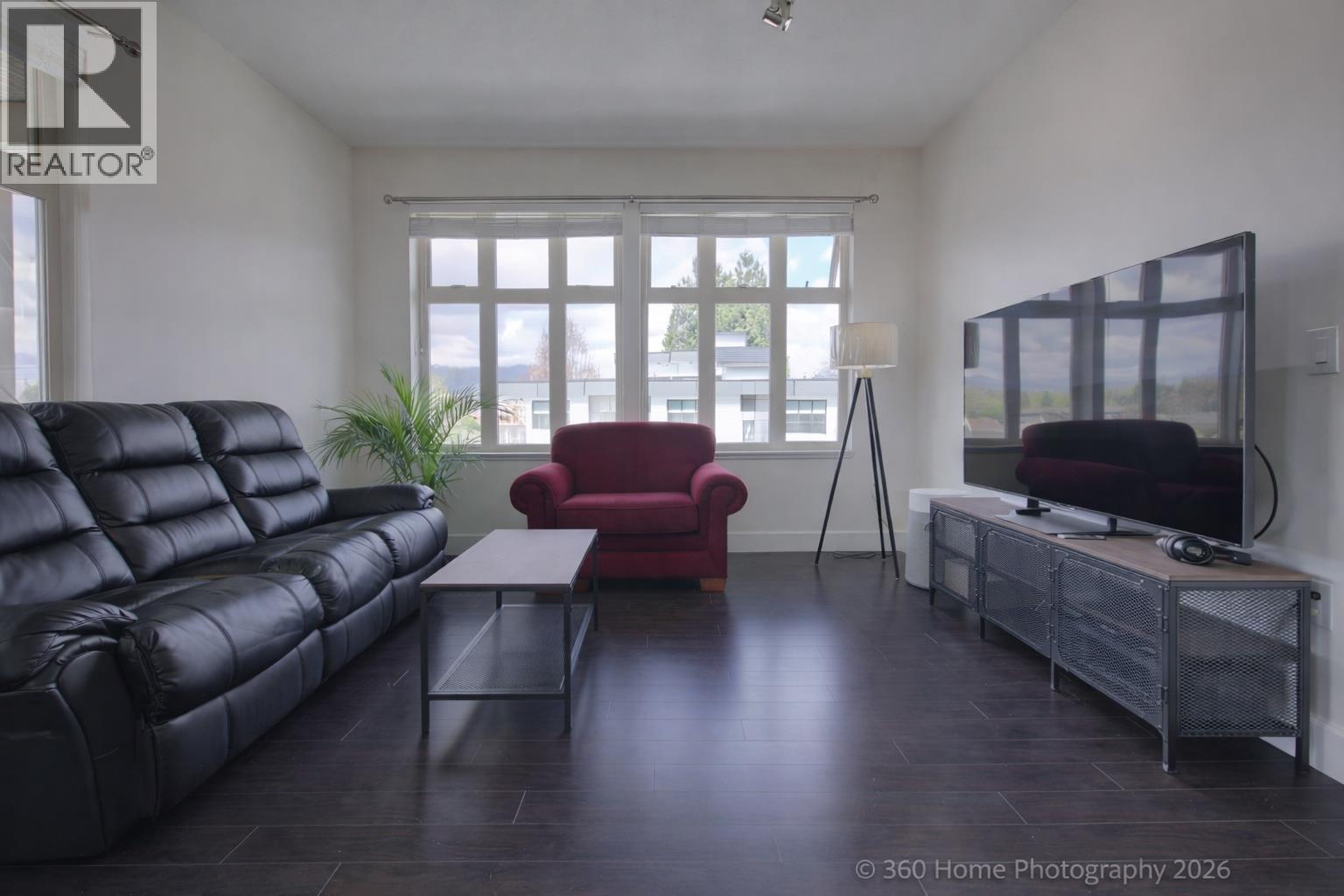411 2330 SHAUGHNESSY STREET, Port Coquitlam