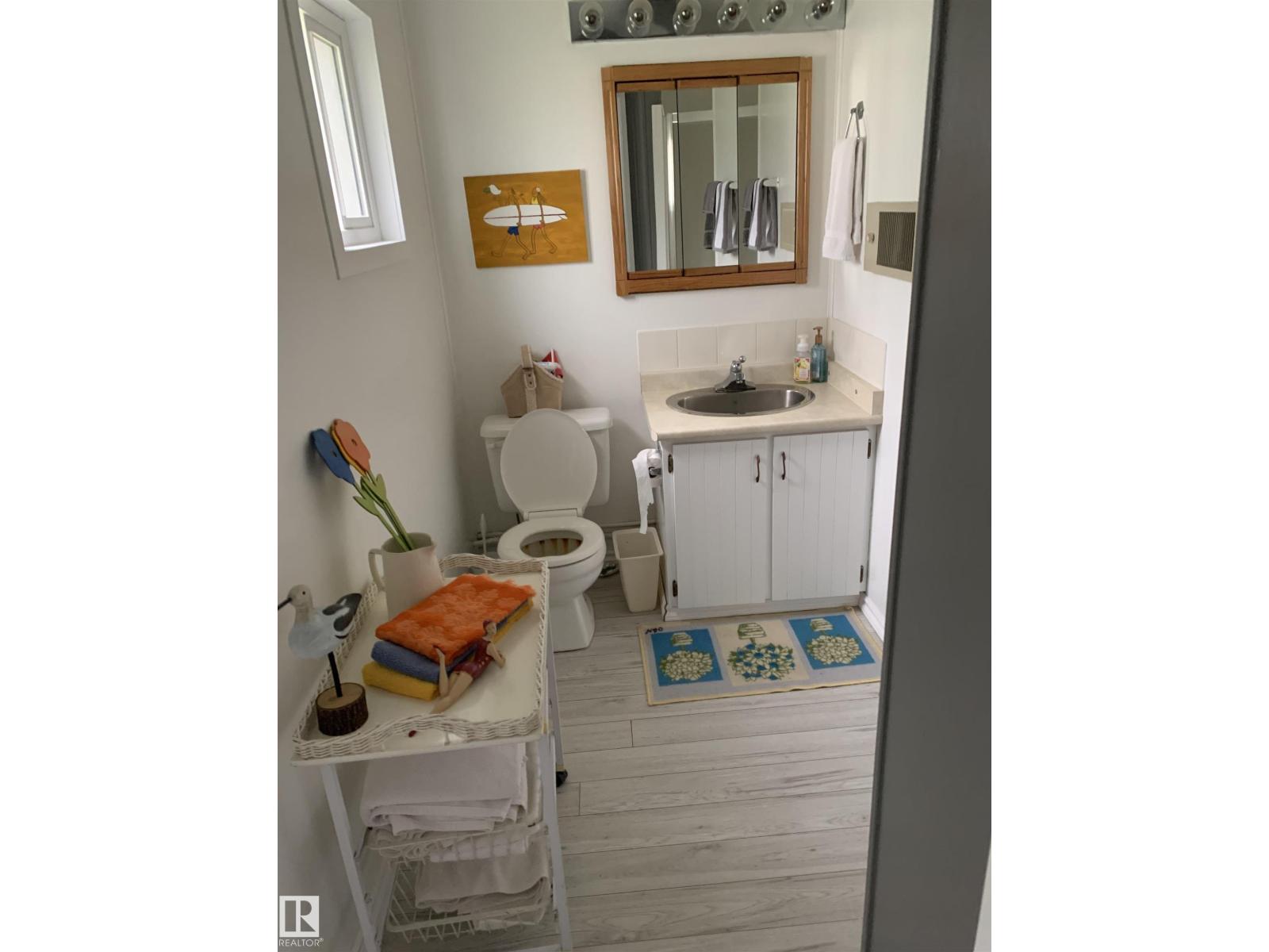 A19 Beach Ave Johnsonia BE, Rural Leduc County