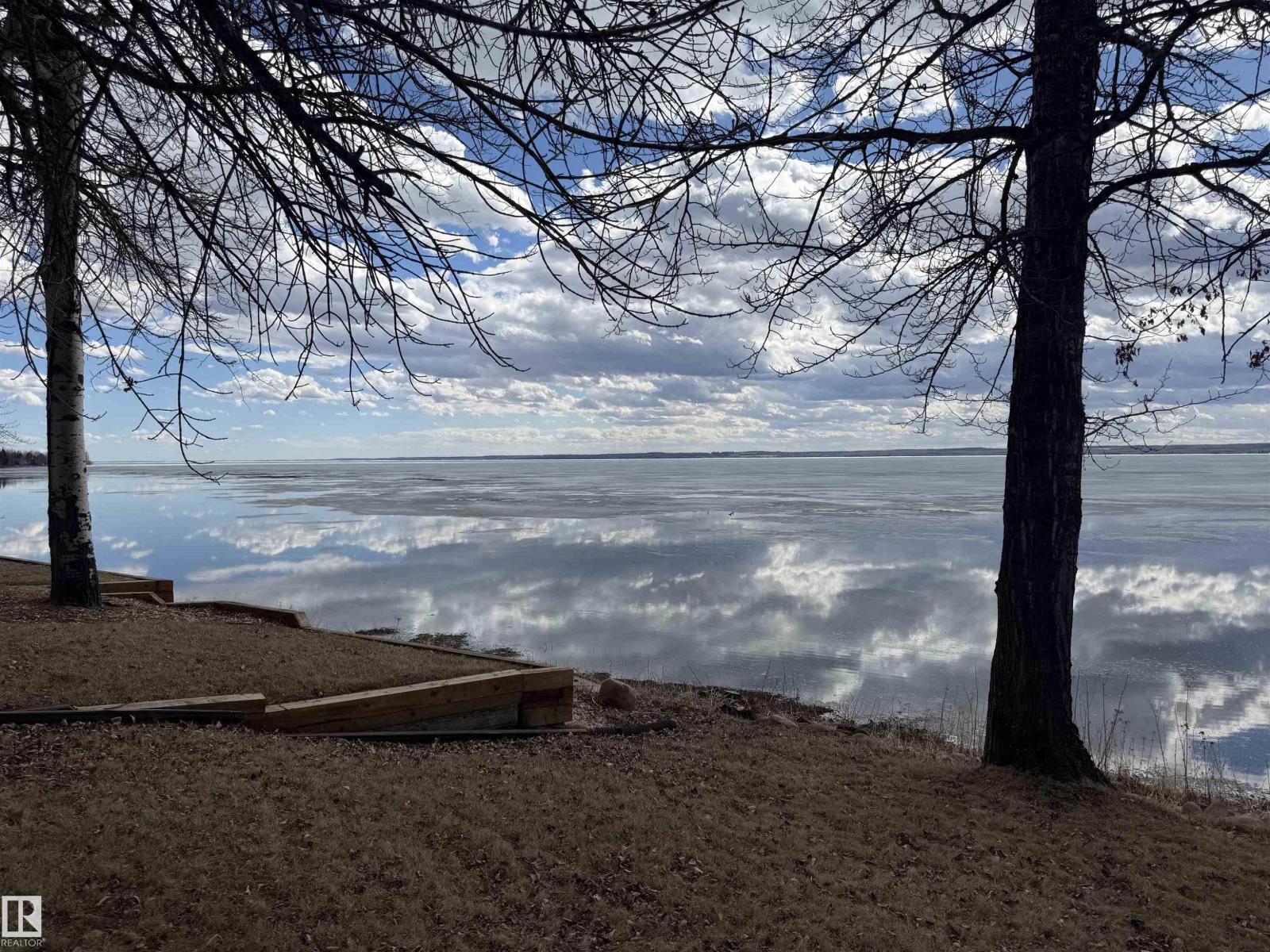 A19 Beach Ave Johnsonia BE, Rural Leduc County