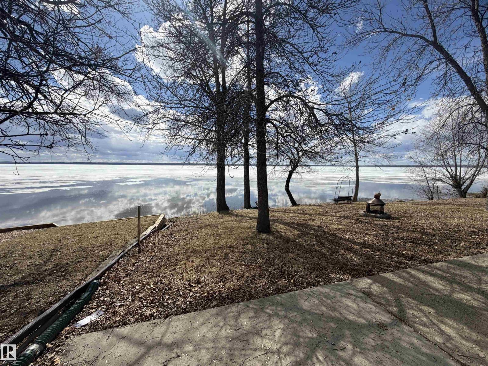 A19 Beach Ave Johnsonia BE, Rural Leduc County