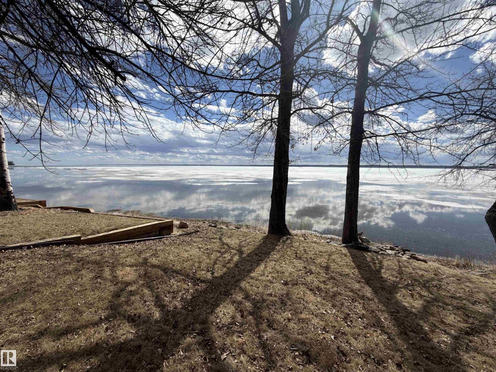 A19 Beach Ave Johnsonia BE, Rural Leduc County