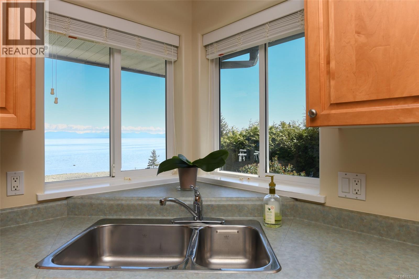 5972 ALDERGROVE DR - 13