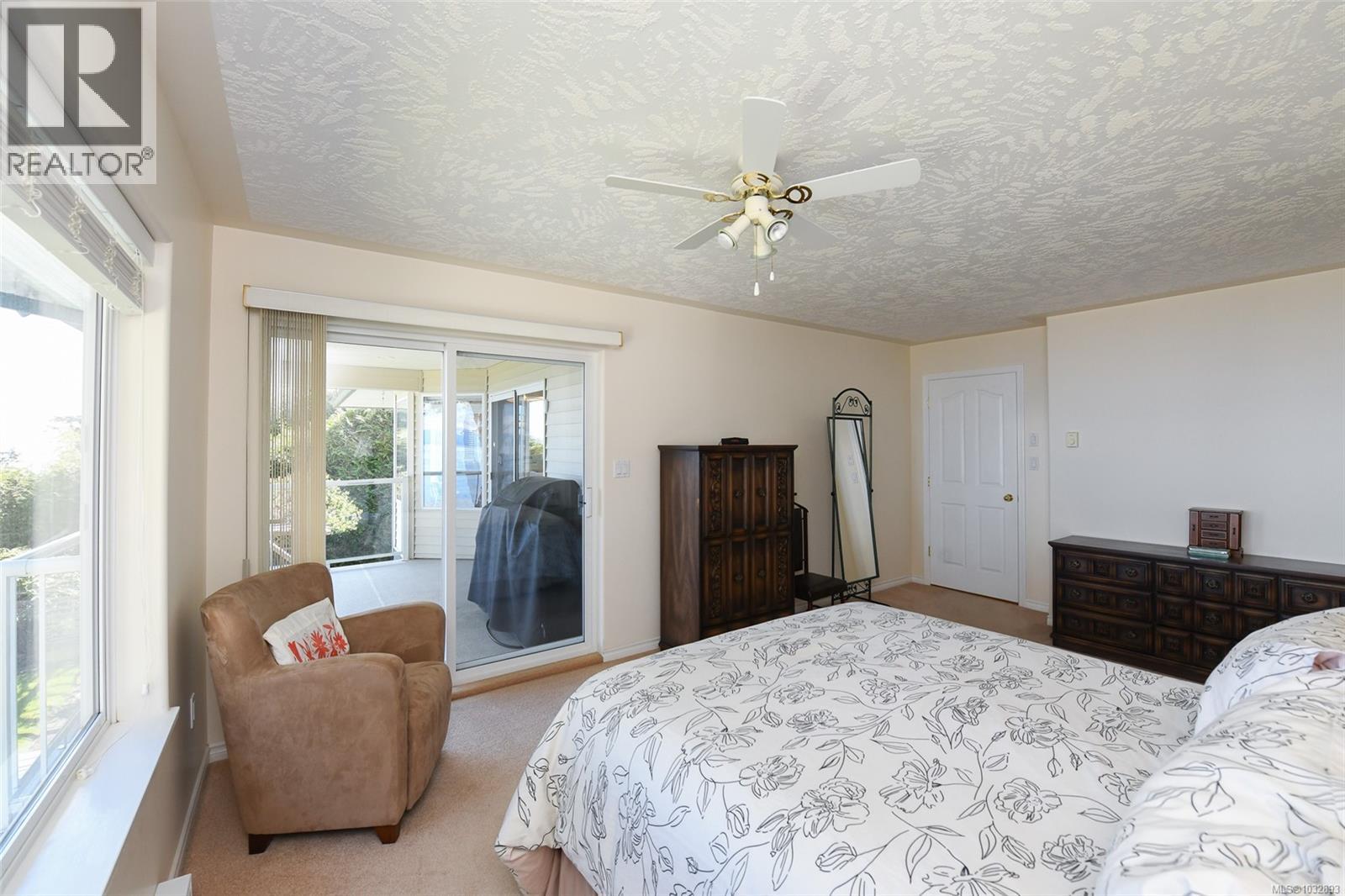 5972 ALDERGROVE DR - 26