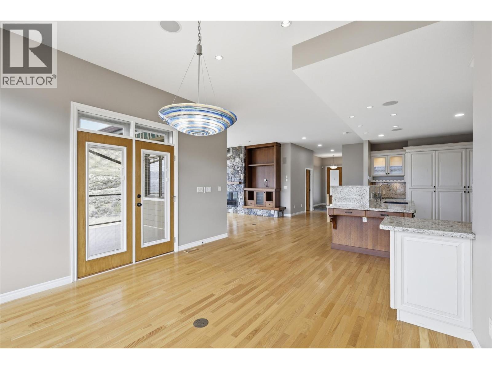 1589 GOLF RIDGE Drive - 22