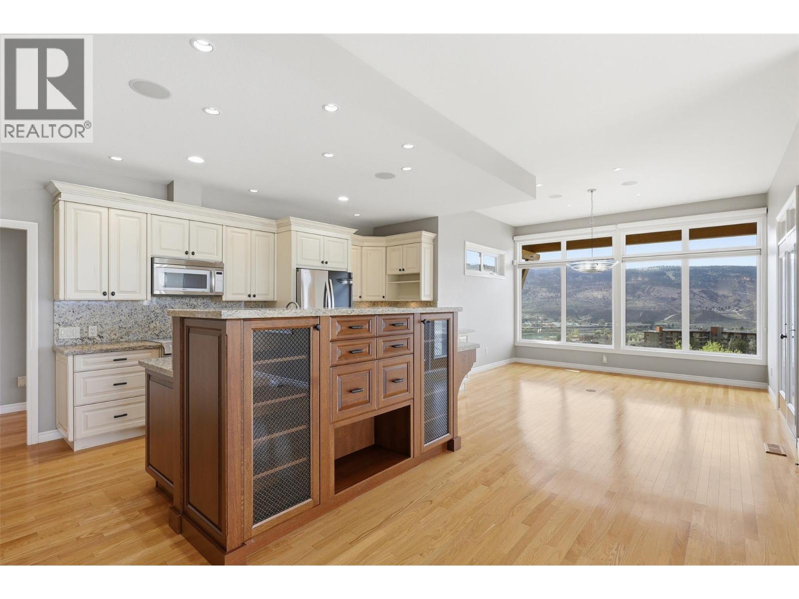 1589 GOLF RIDGE Drive - 11