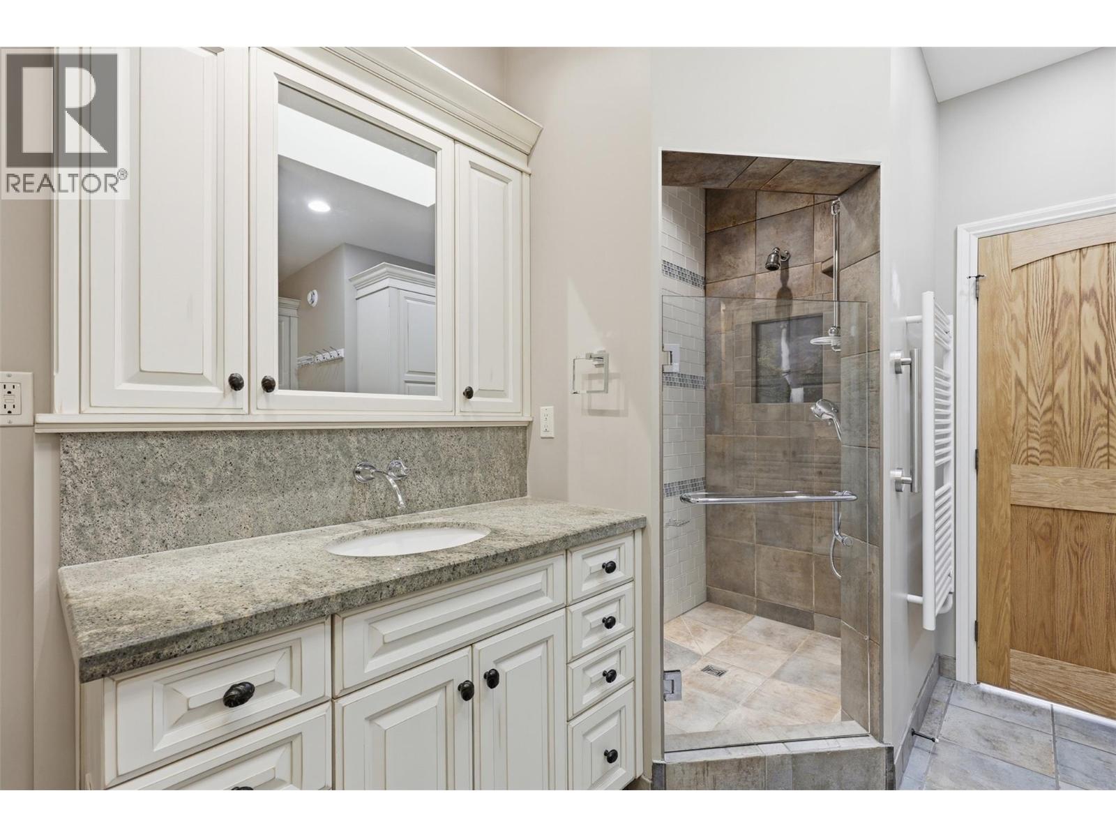 1589 GOLF RIDGE Drive - 31