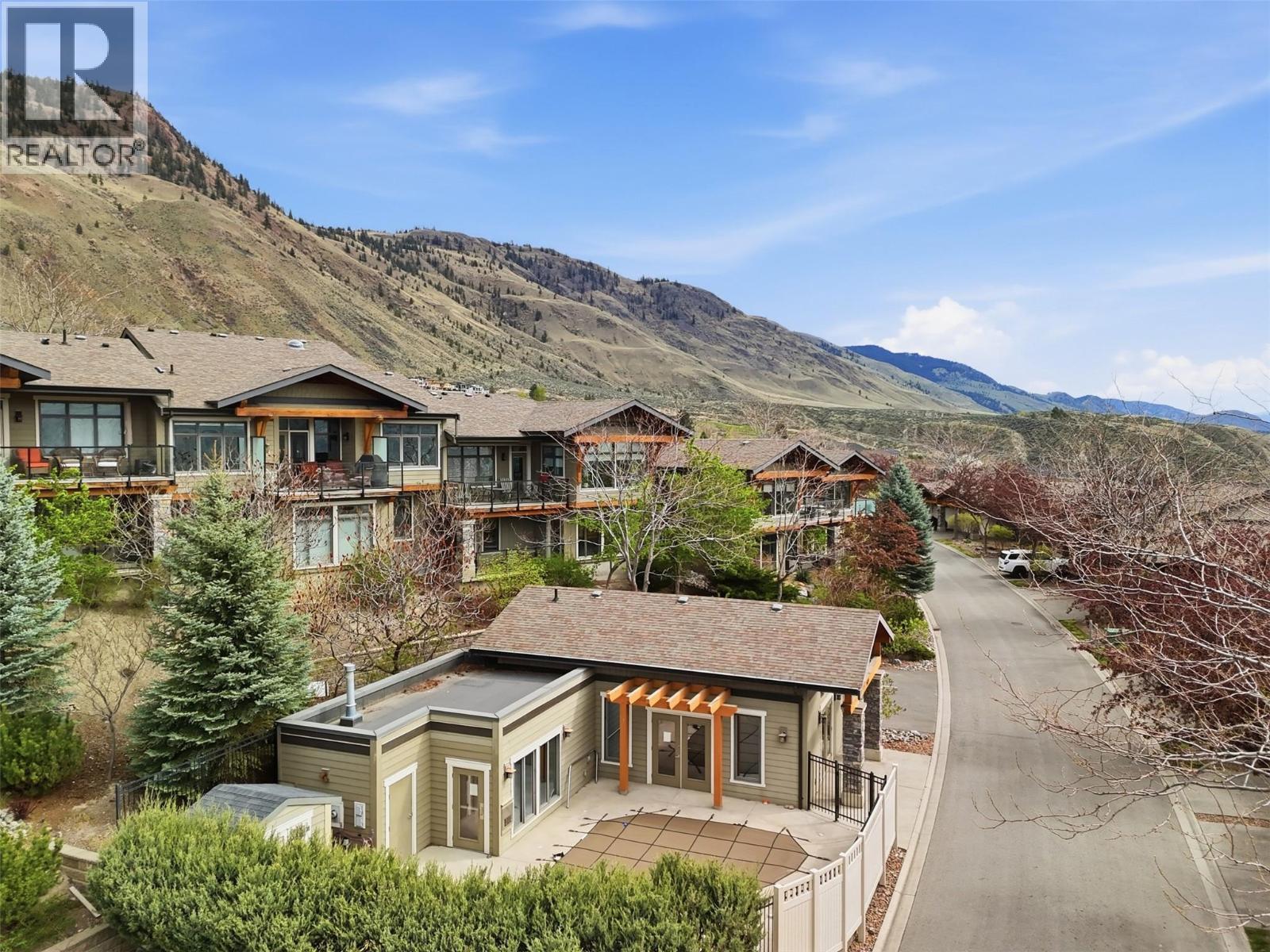 1589 GOLF RIDGE Drive - 66