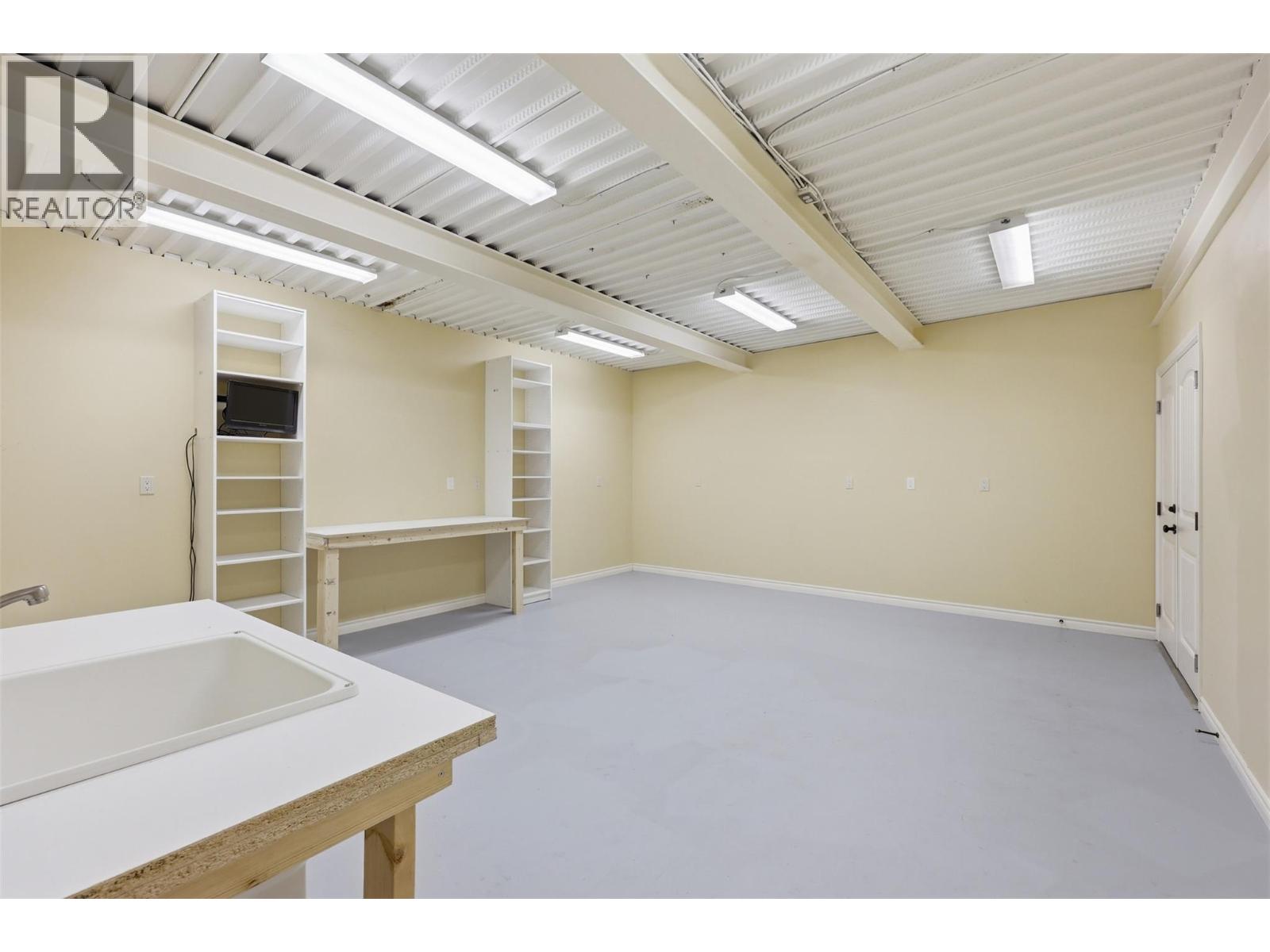 1589 GOLF RIDGE Drive - 53