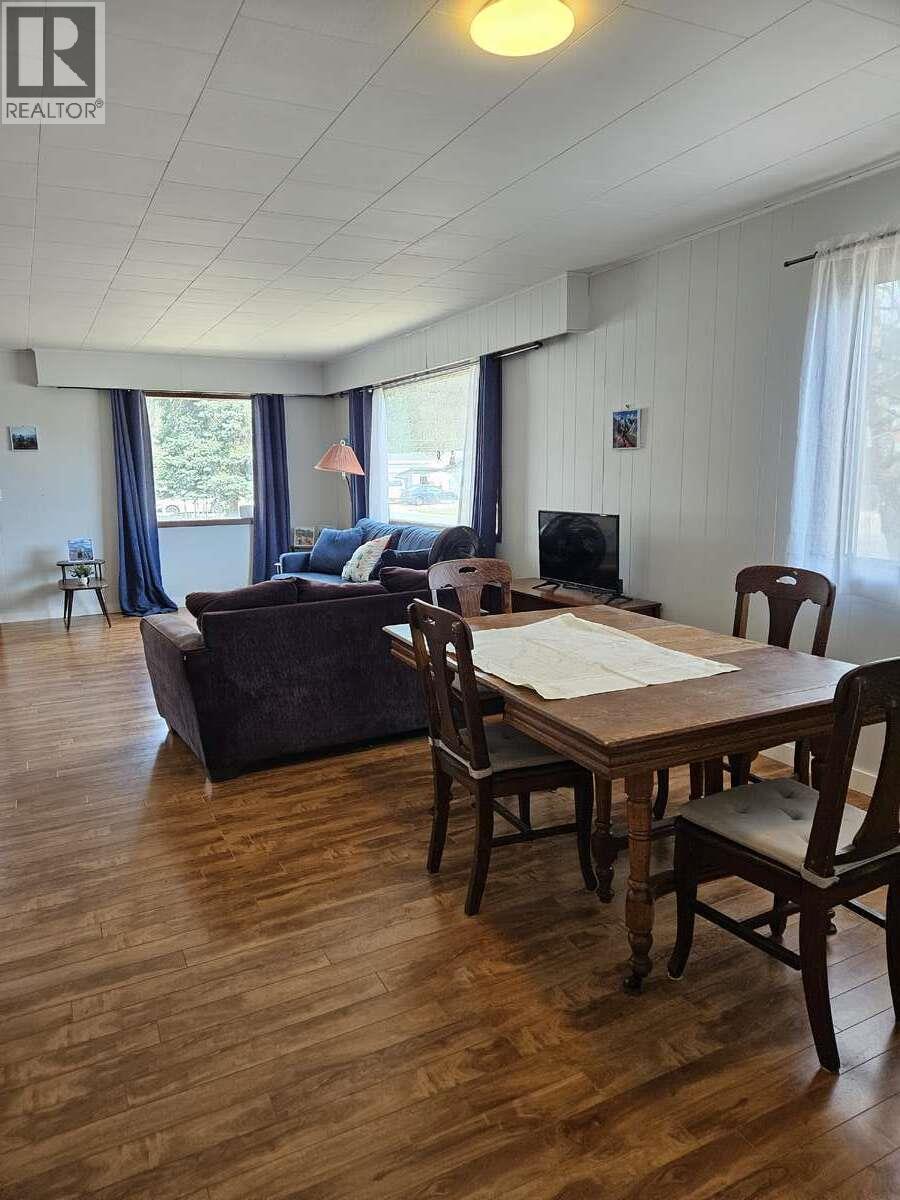 1501 Douglas Street - 16